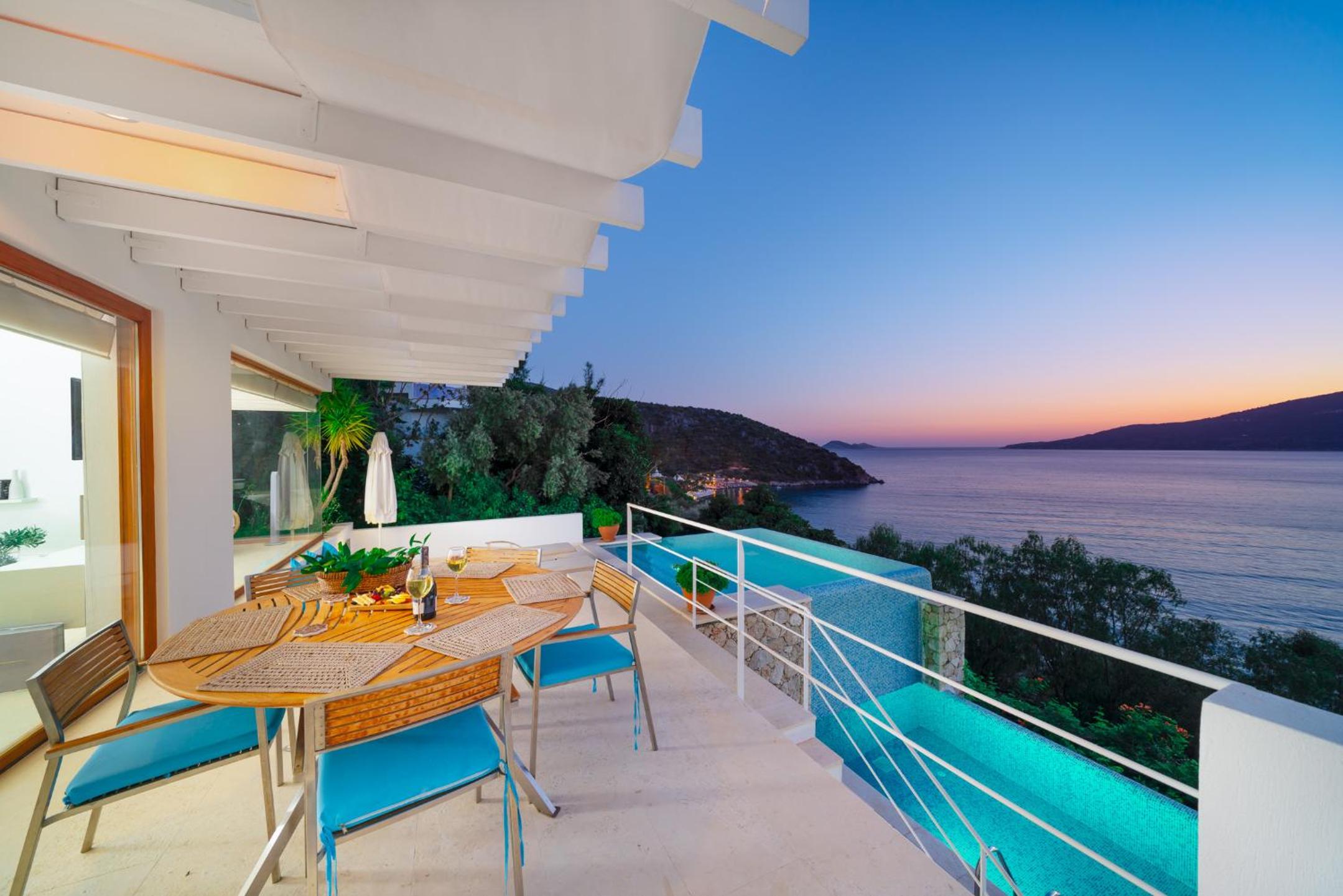 Hotel Villa Mahal becomes Villa Mahal Otel. - Image 88