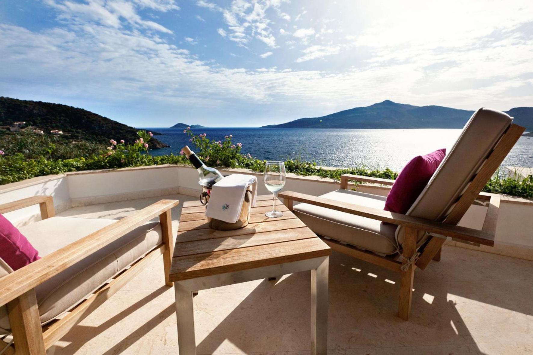 Hotel Villa Mahal becomes Villa Mahal Otel. - Image 79