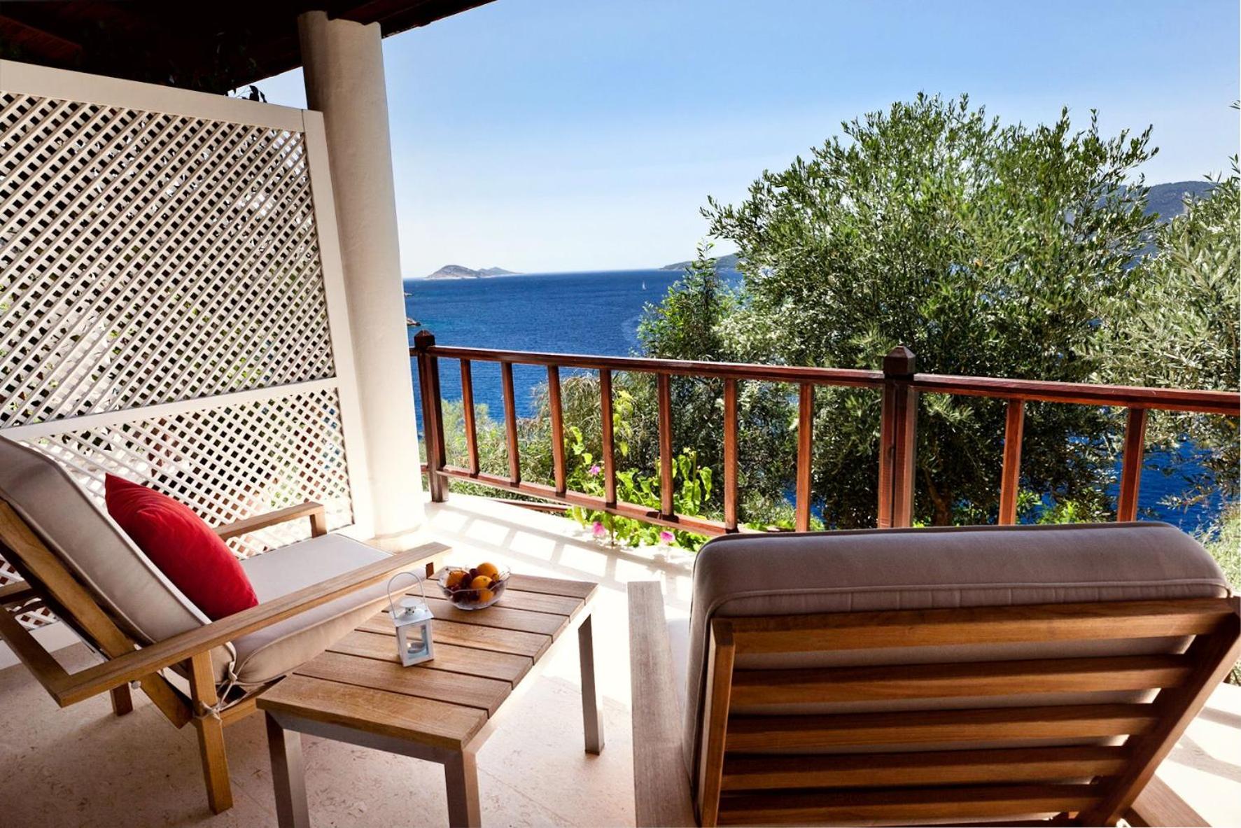 Hotel Villa Mahal becomes Villa Mahal Otel. - Image 76