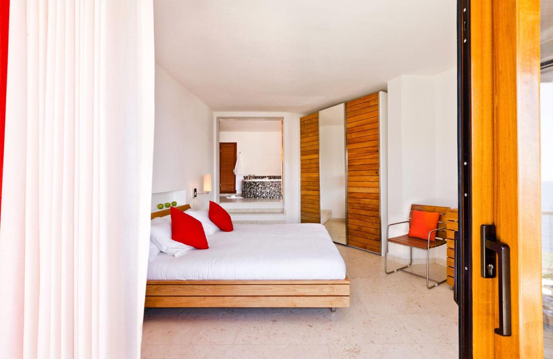 Hotel Villa Mahal becomes Villa Mahal Otel. - Image 77