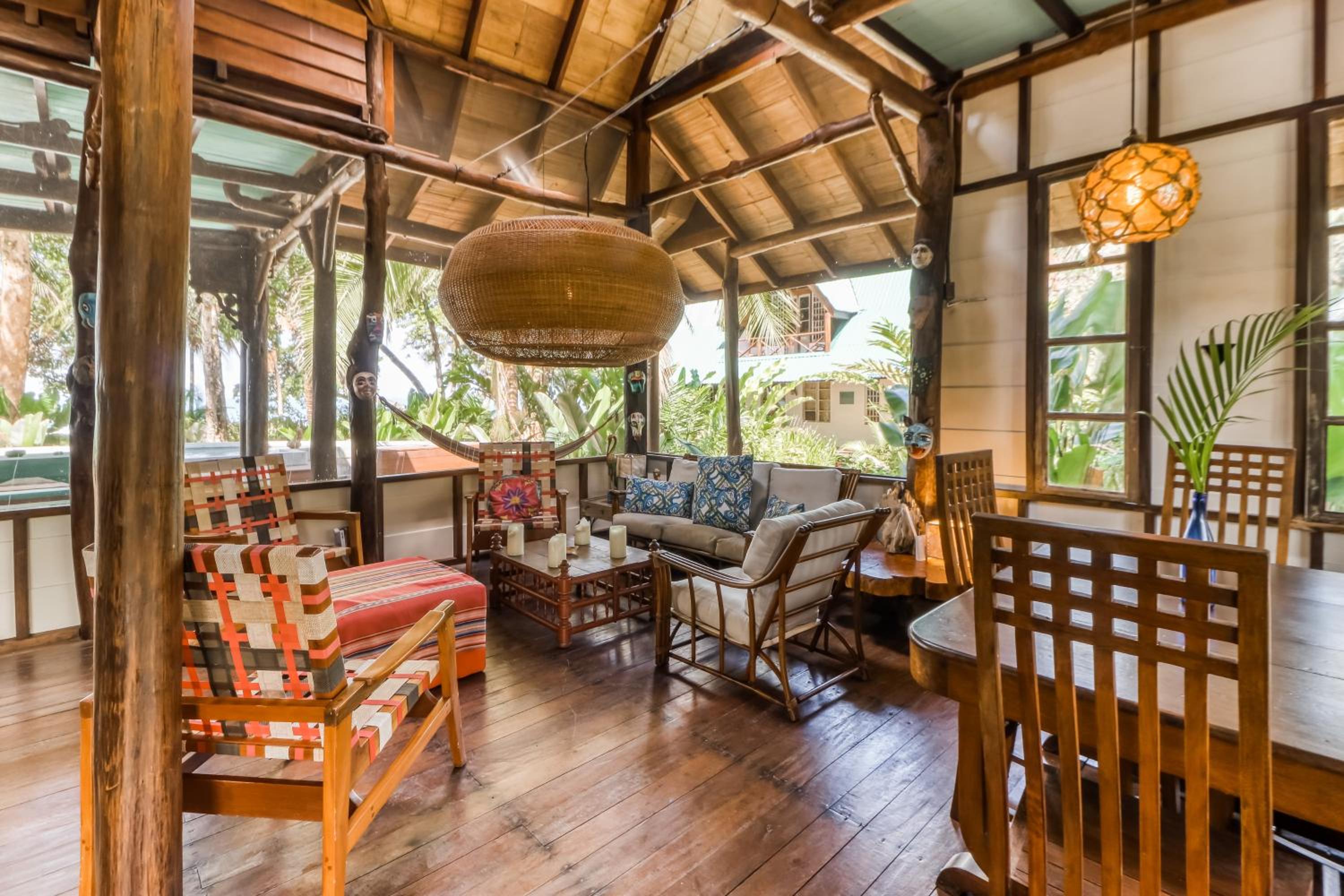 El Ballenato de Bahia Whole House