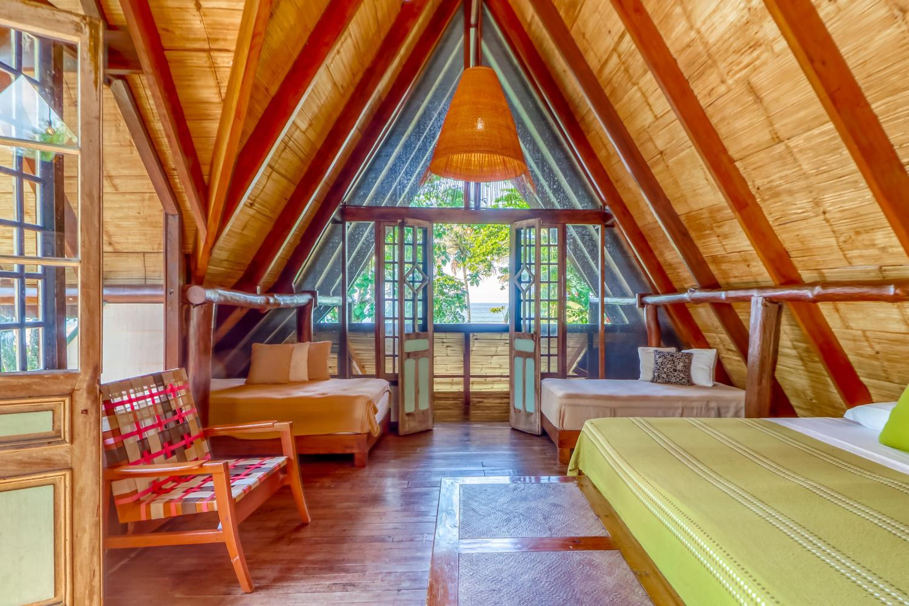 El Ballenato de Bahia Whole House