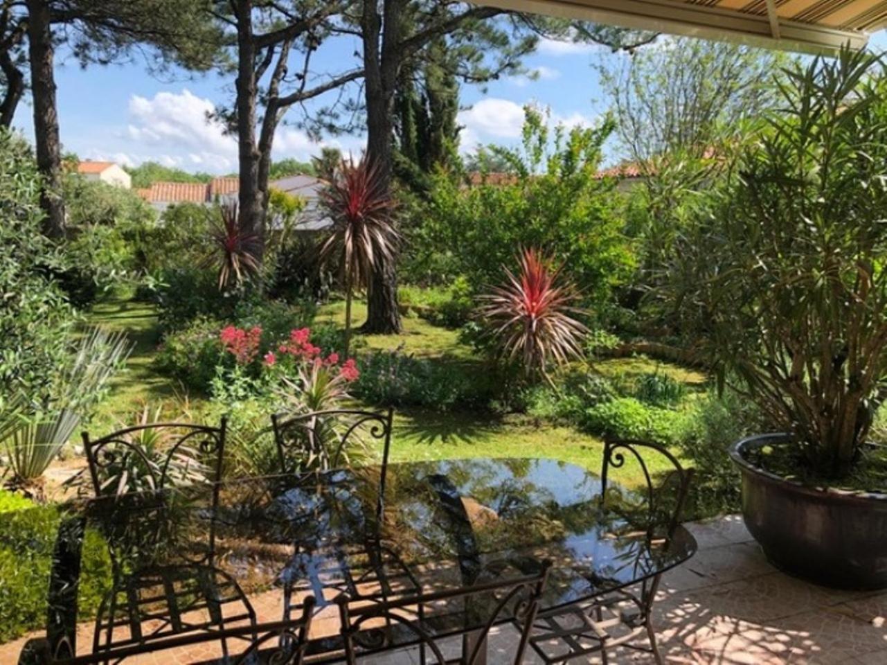 Villa L'enclos Des Lys