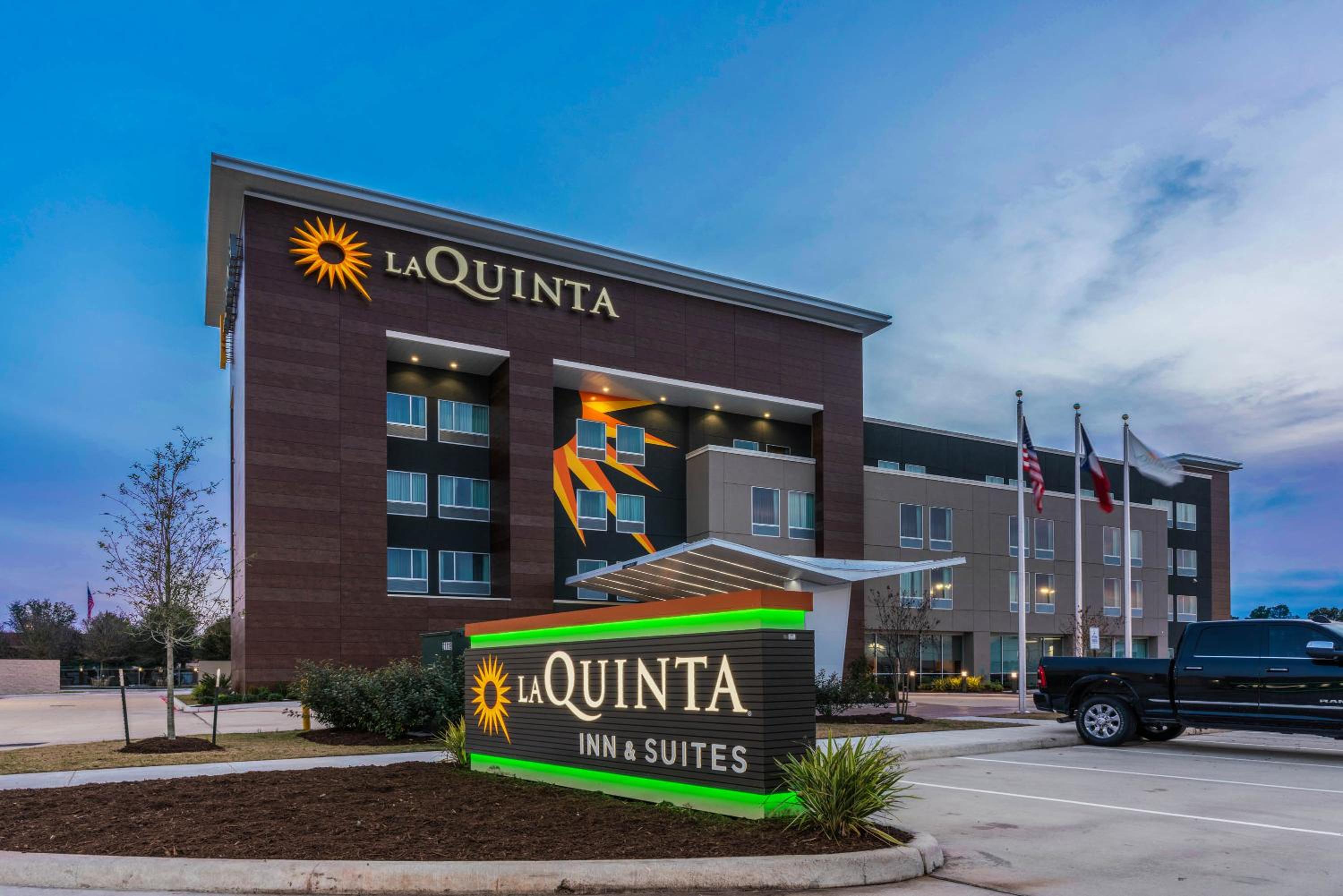Hotel La Quinta Inn and Suites by Wyndham Houston Spring South - Image 1