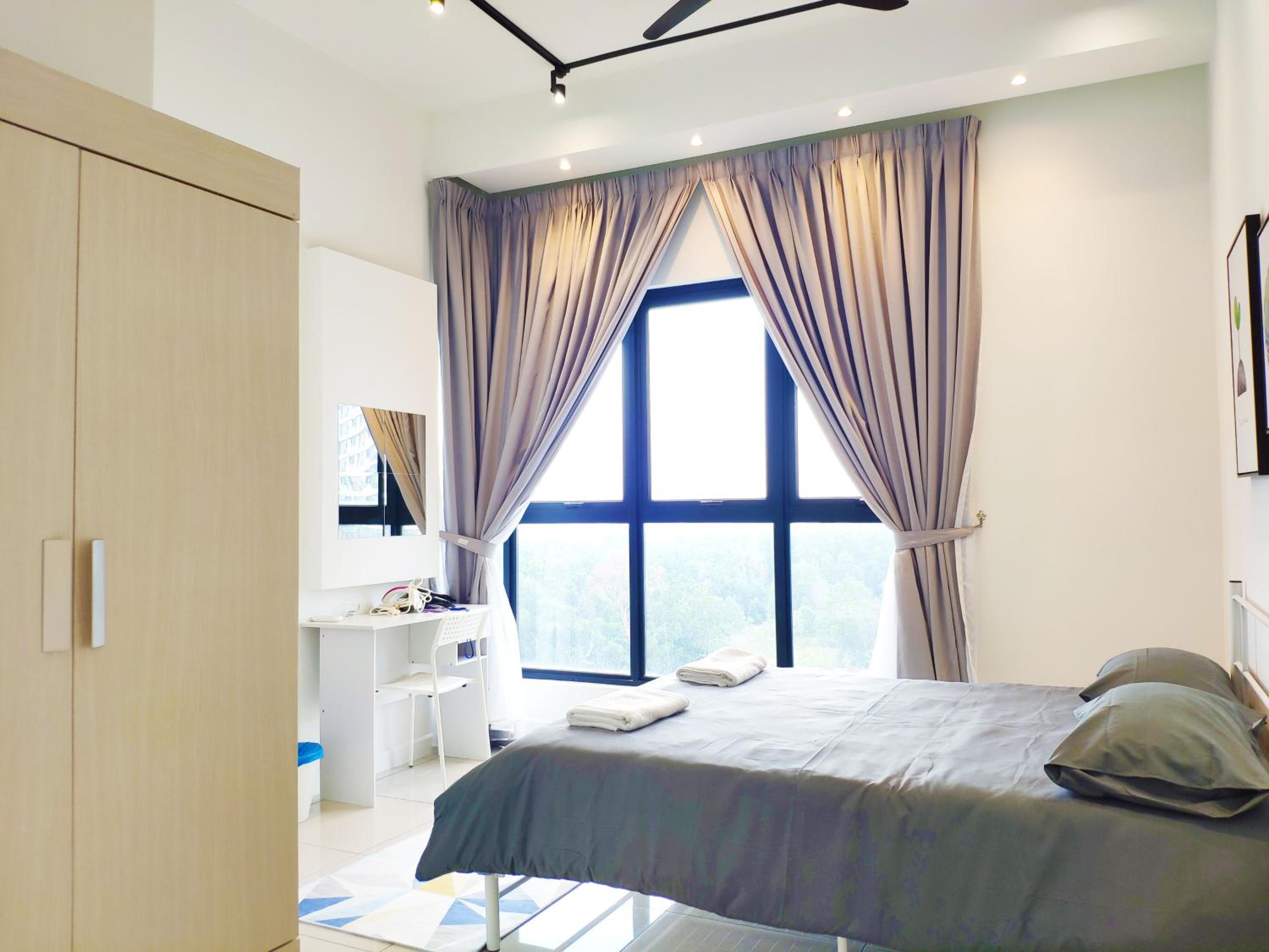 Le Pavilion by Salaam Suites, 5 pax, near Setiawalk photo 5