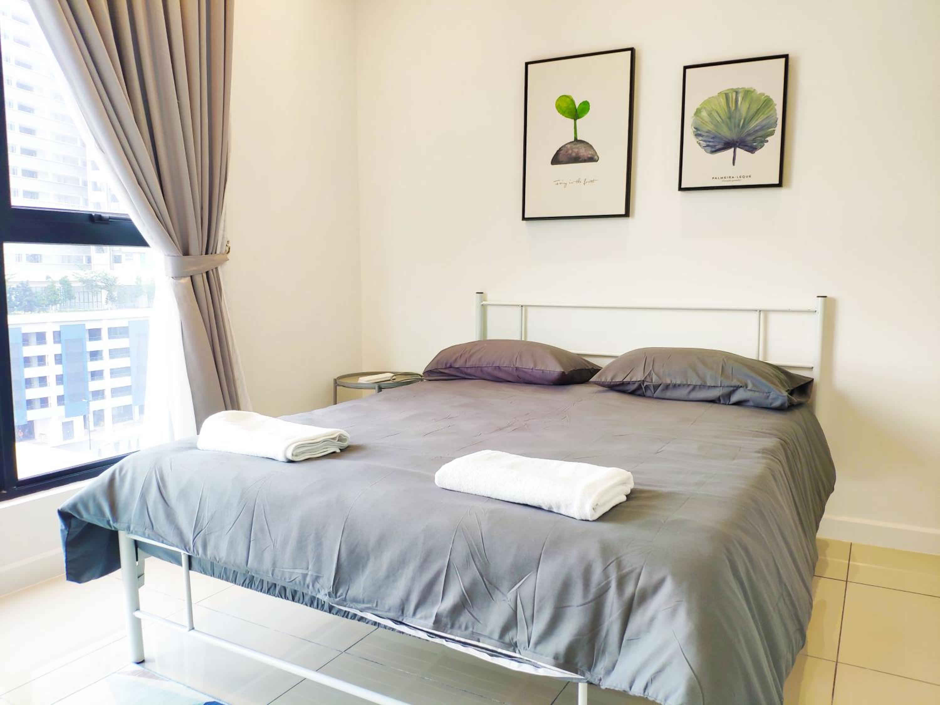 Le Pavilion by Salaam Suites, 5 pax, near Setiawalk photo 2