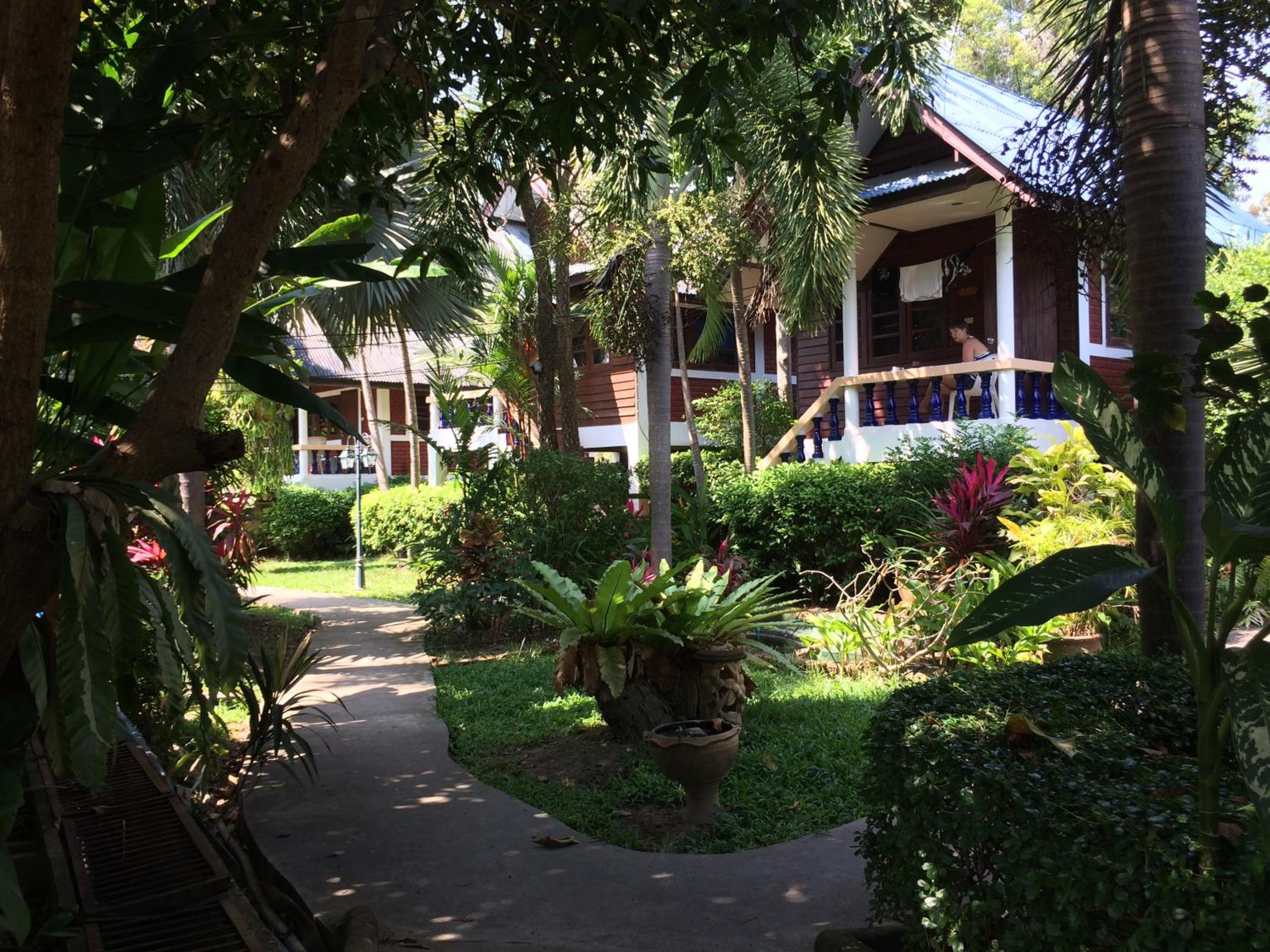 Baan Rom Mai Resort
