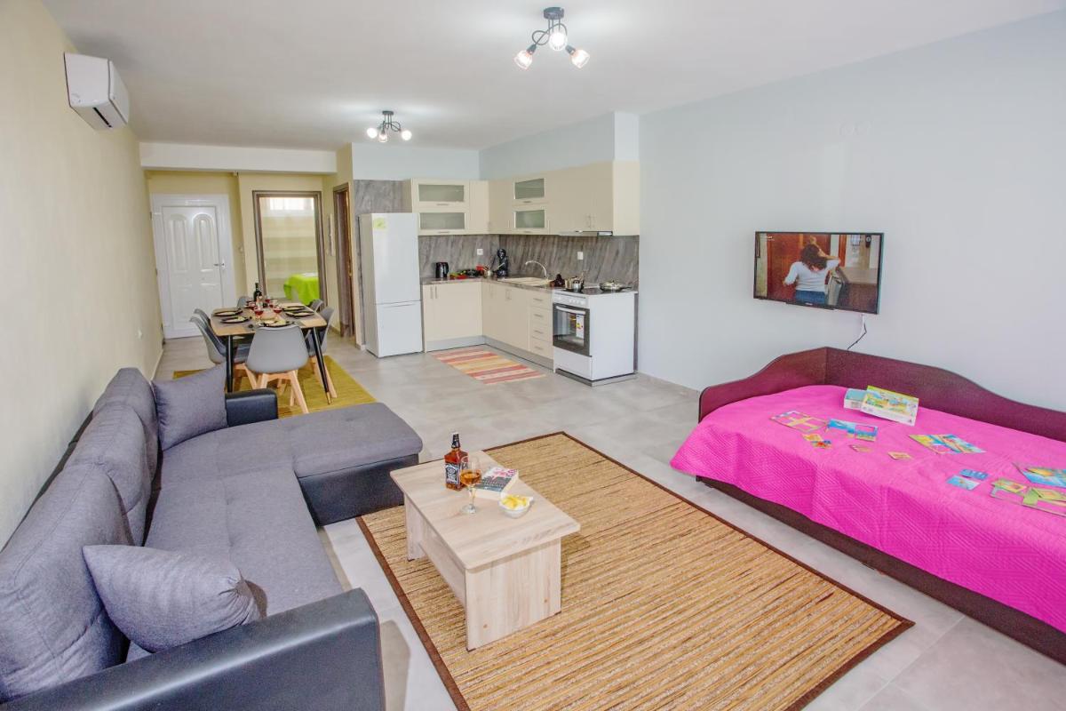 Rent House Diamond view 3