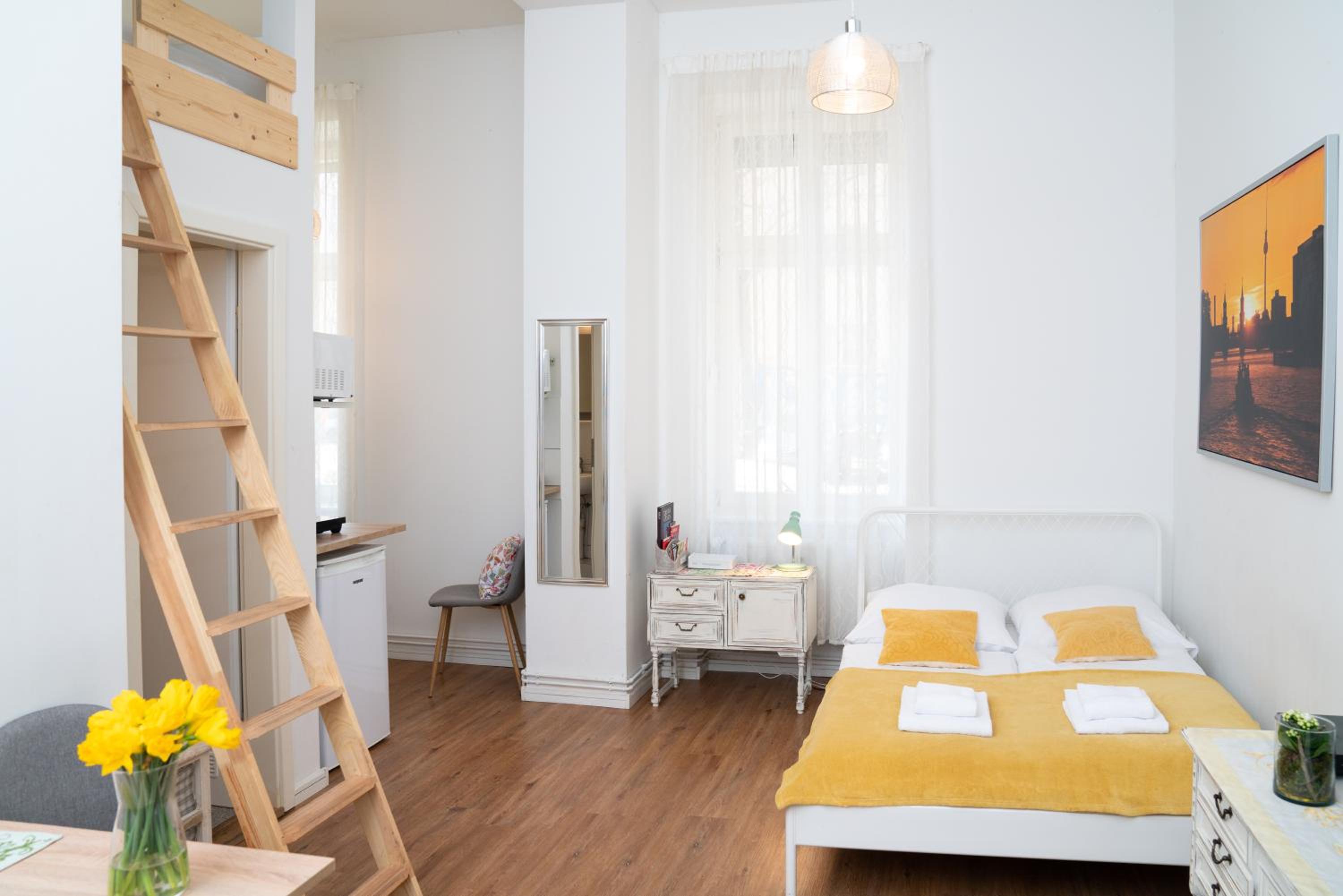 City Studio Apartment in Friedrichshain
