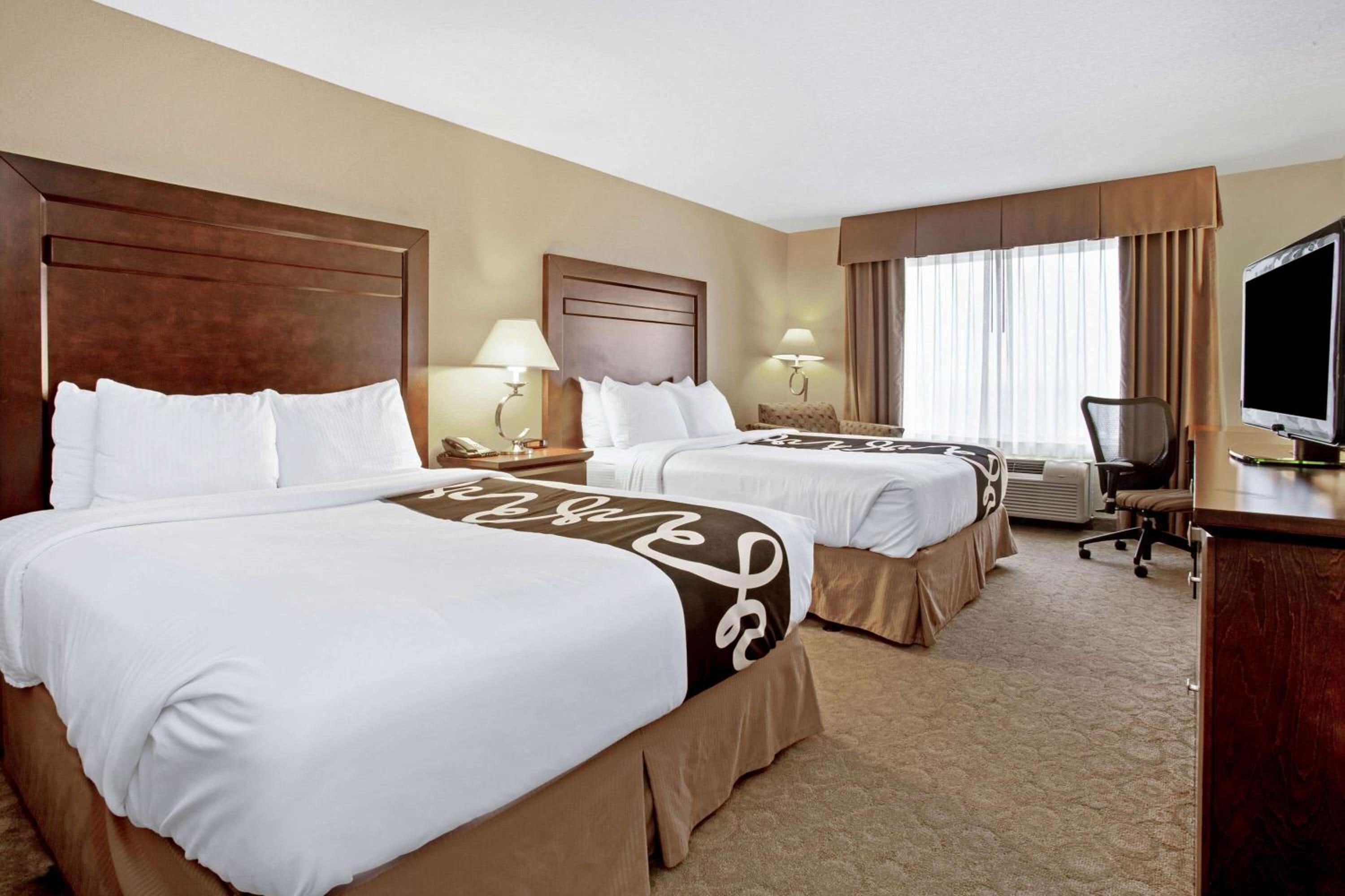 Bismarck Vacations - La Quinta by Wyndham Bismarck - Property Image 3