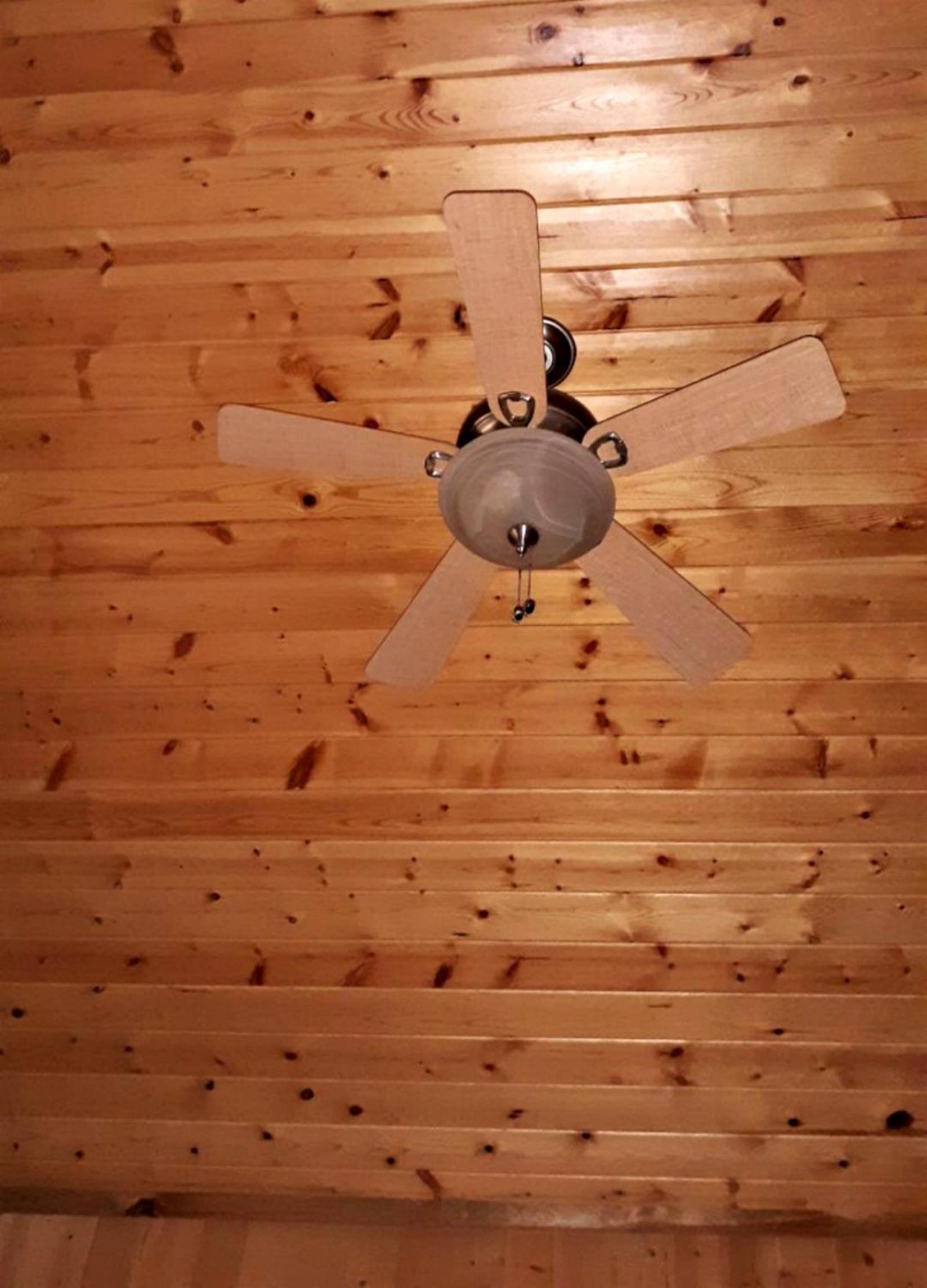 DiamondStone Guest Lodges
