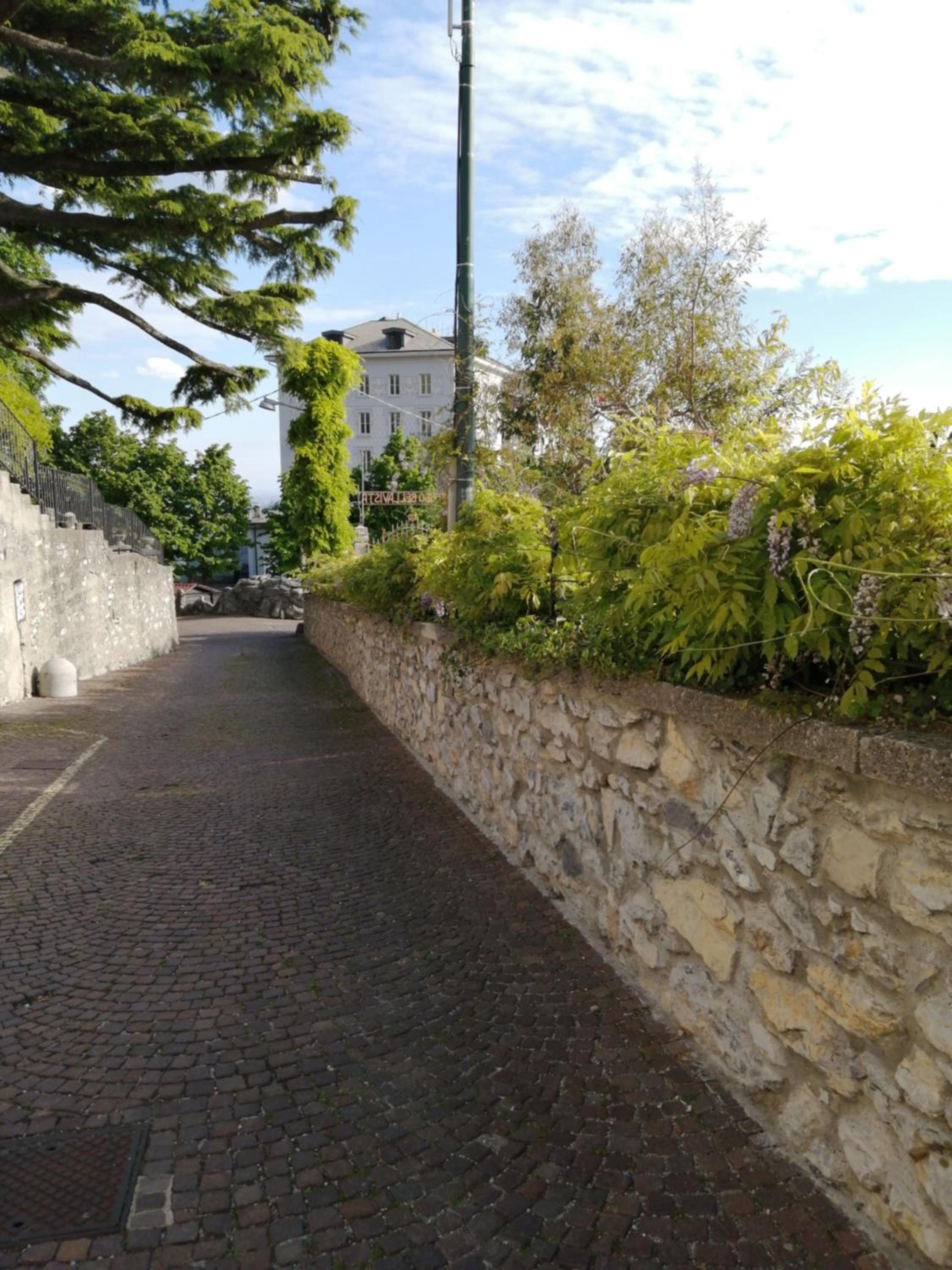 Via Funicolare view 5