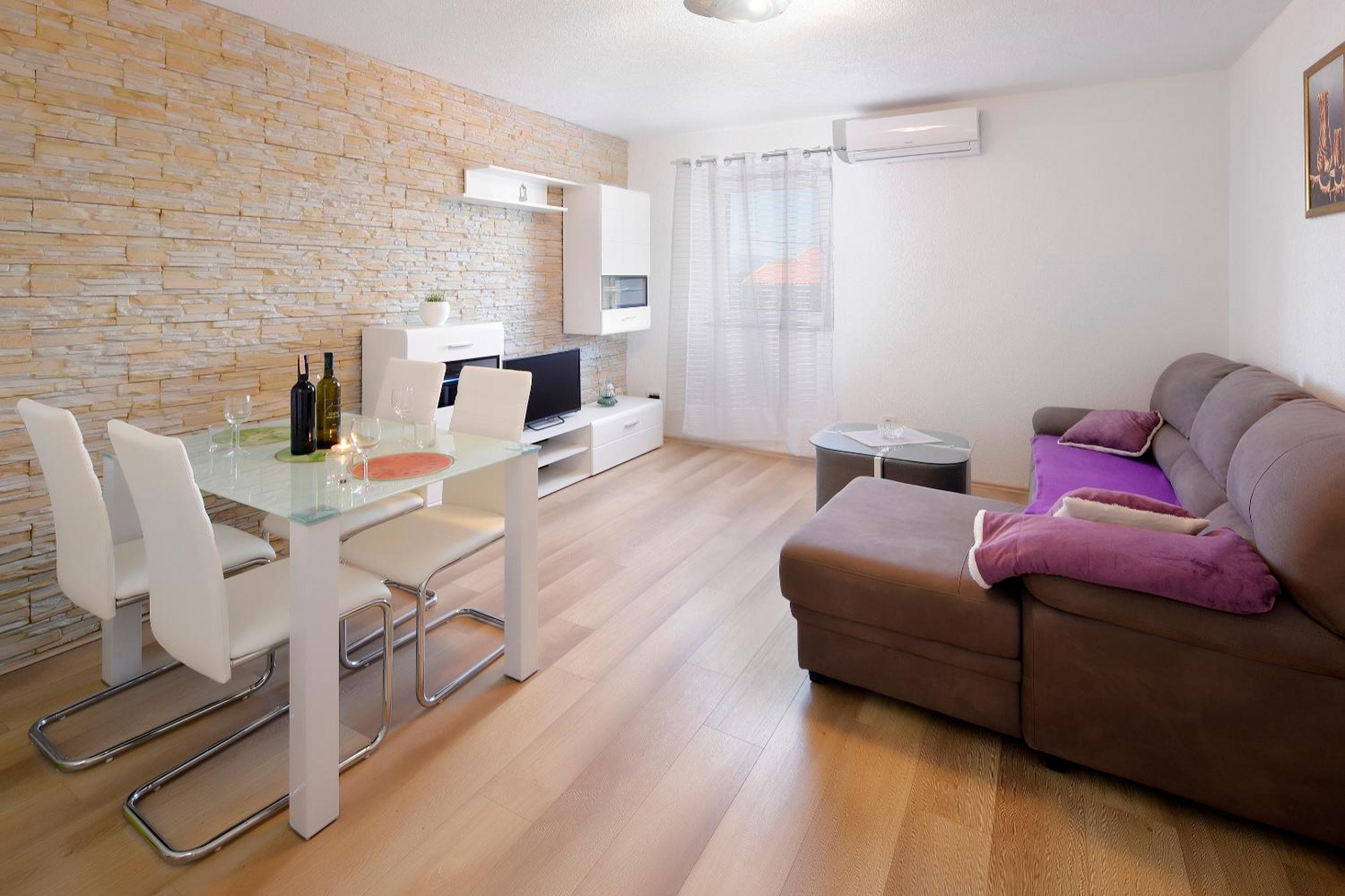 L&R Apartmani