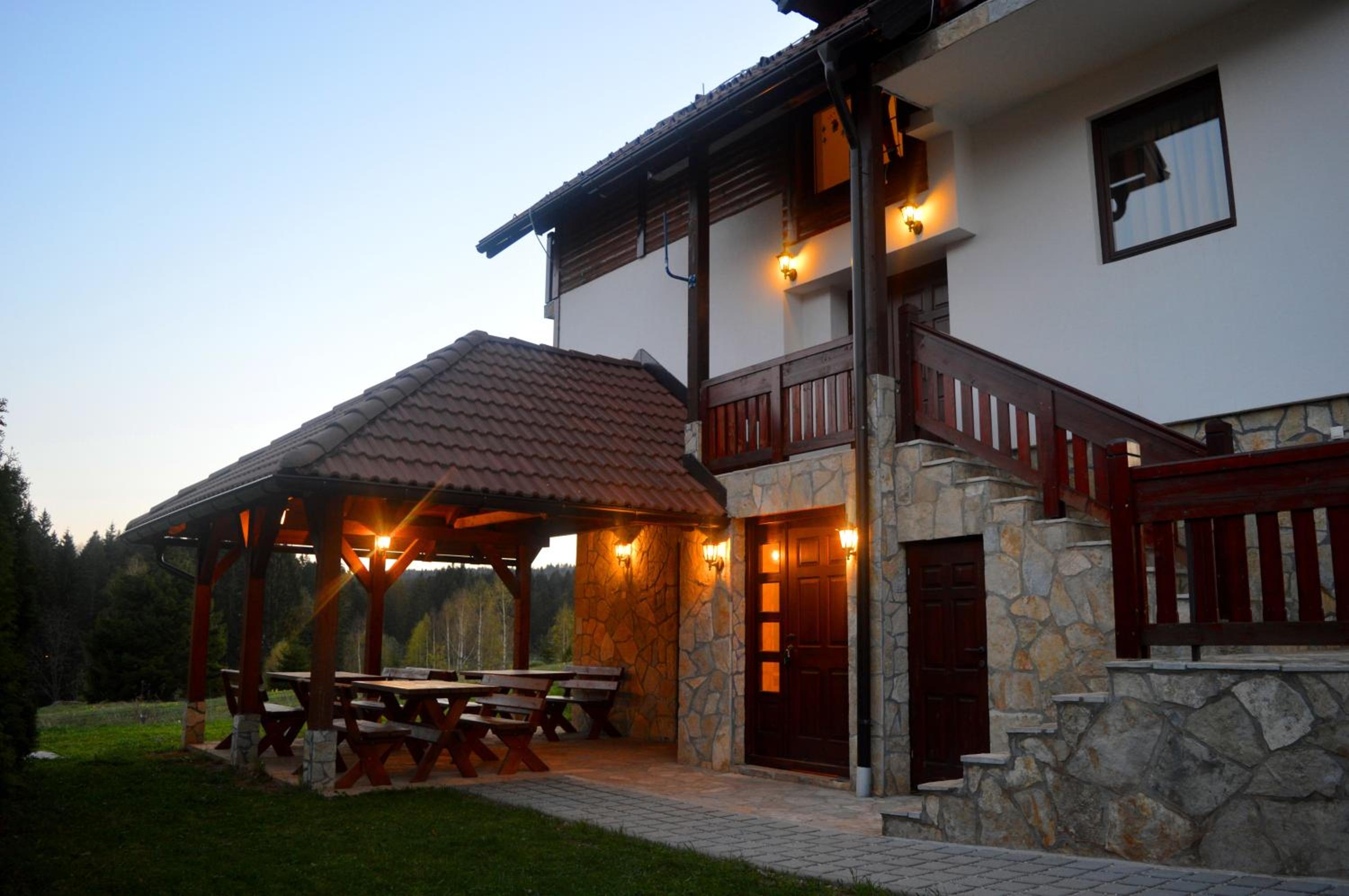 Apartmani Suncani breg Tara view 5