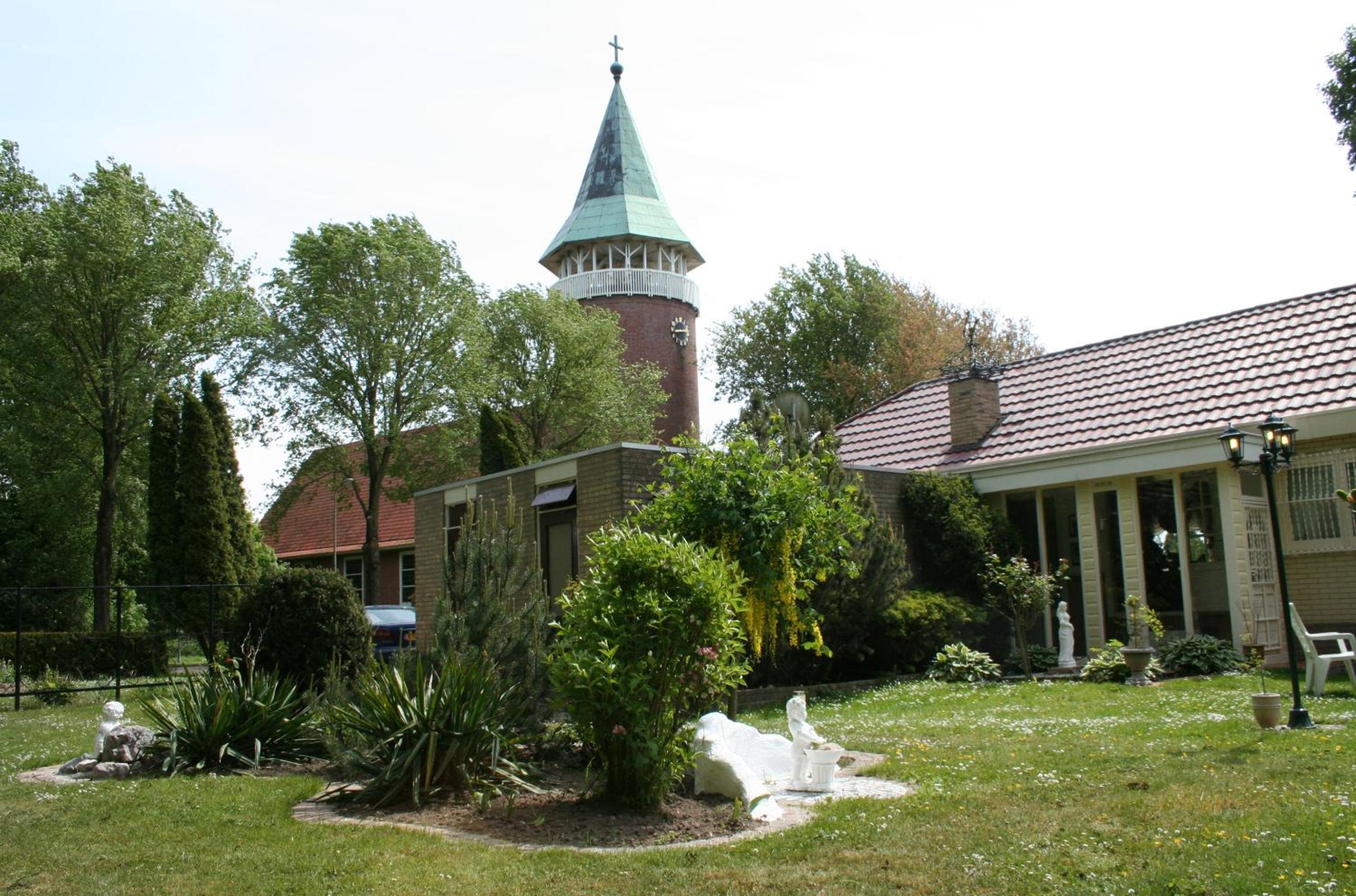 Photo 33