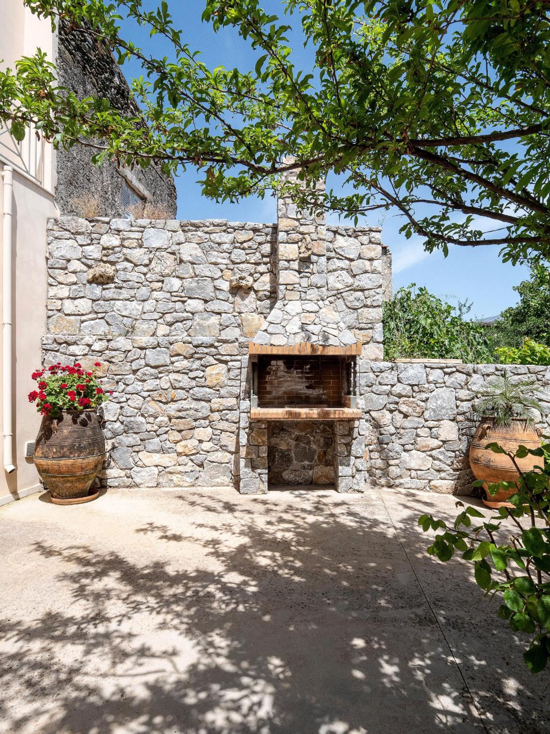 Spacious Retreat near Preveli, Triopetra & Plakias view 4