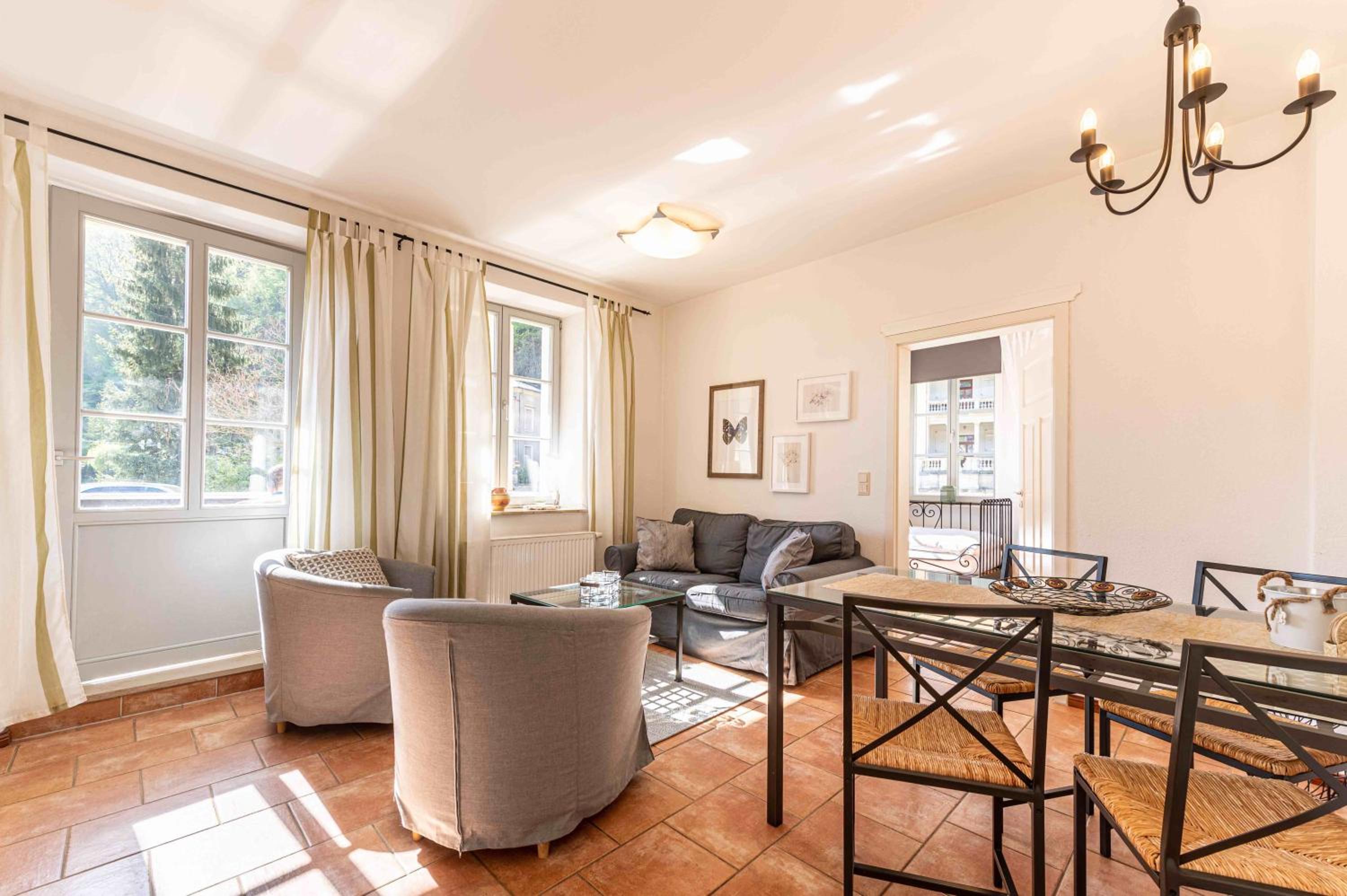 Villa Monsei - das Herzstück in Bad Schandau, top Lage, modern, mit Parkplatz!