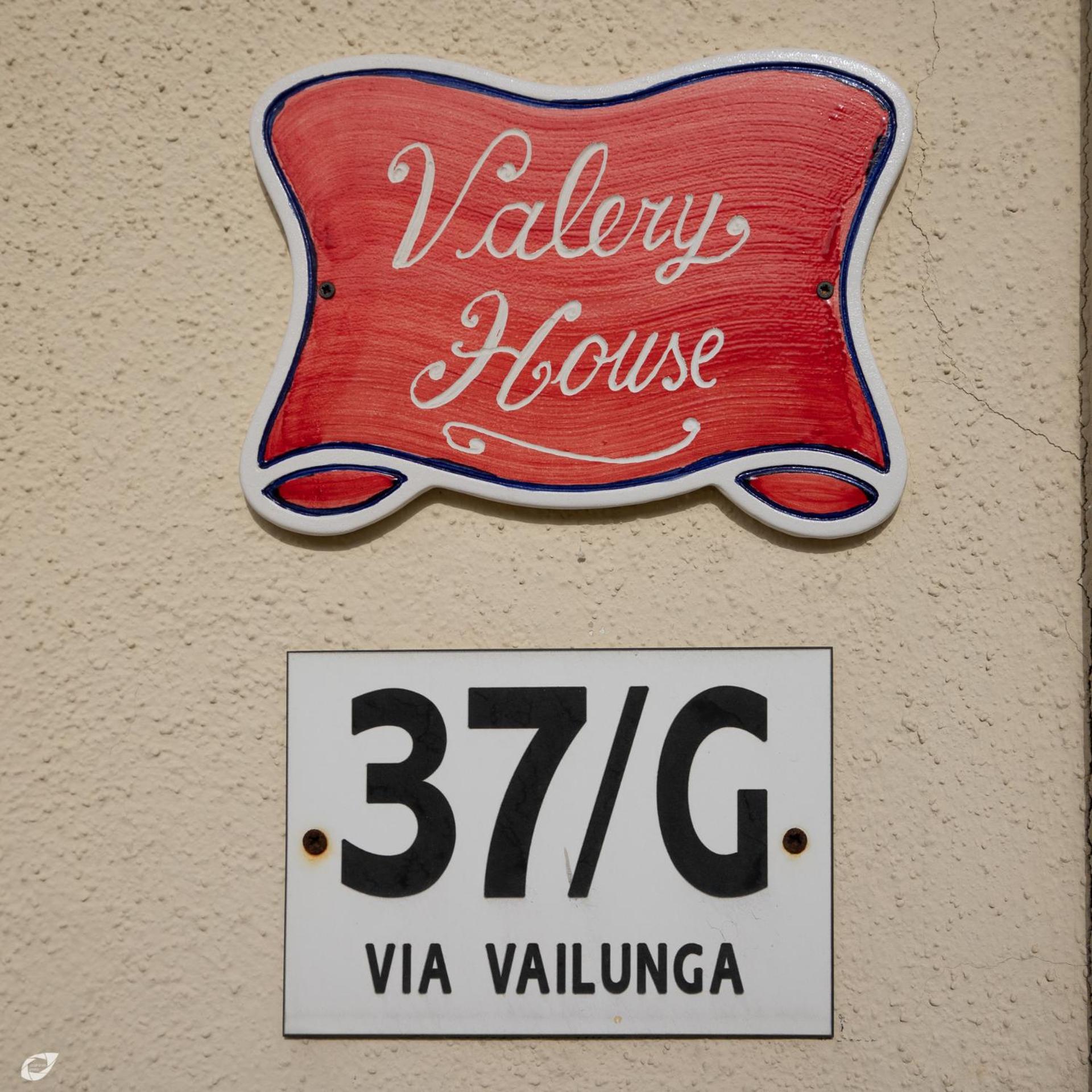 Valery House view 5
