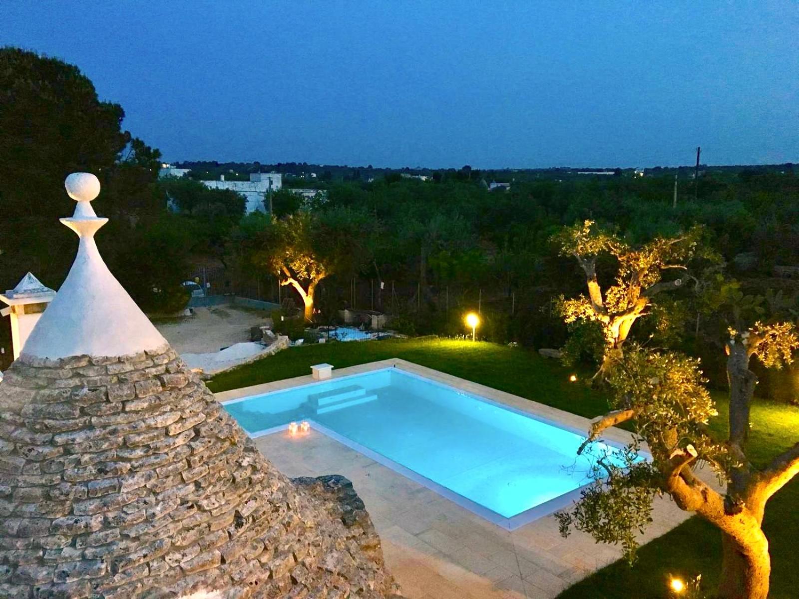 Trulli Storie di Puglia - Private Pool view 4