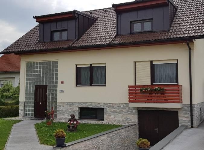 Apartma Sebastjan Dobova near Terme Paradiso view 4