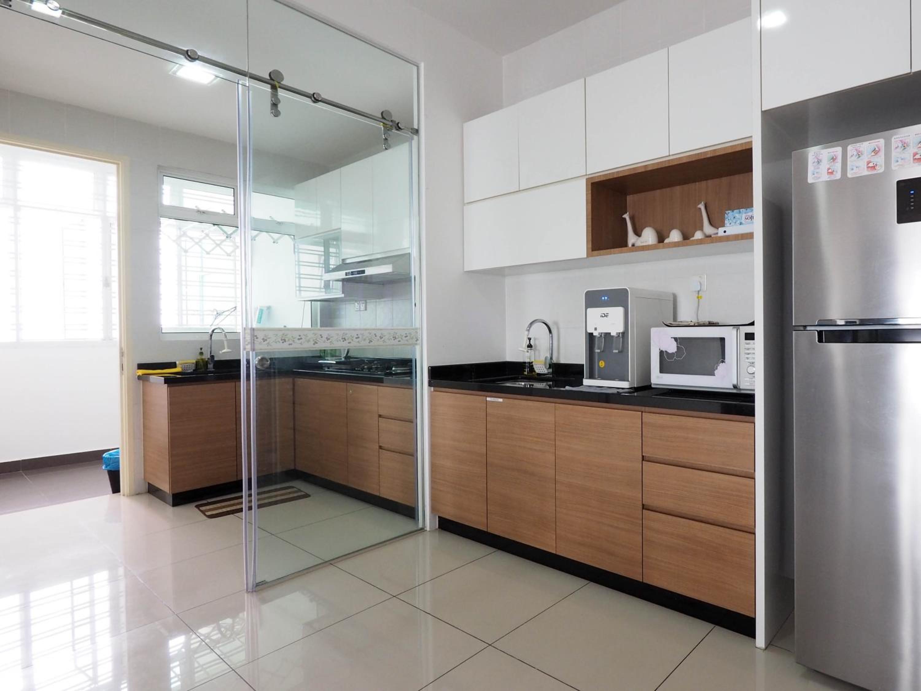 2 Parking Spacious Home near R&F Mall - Seaview & Netflix
