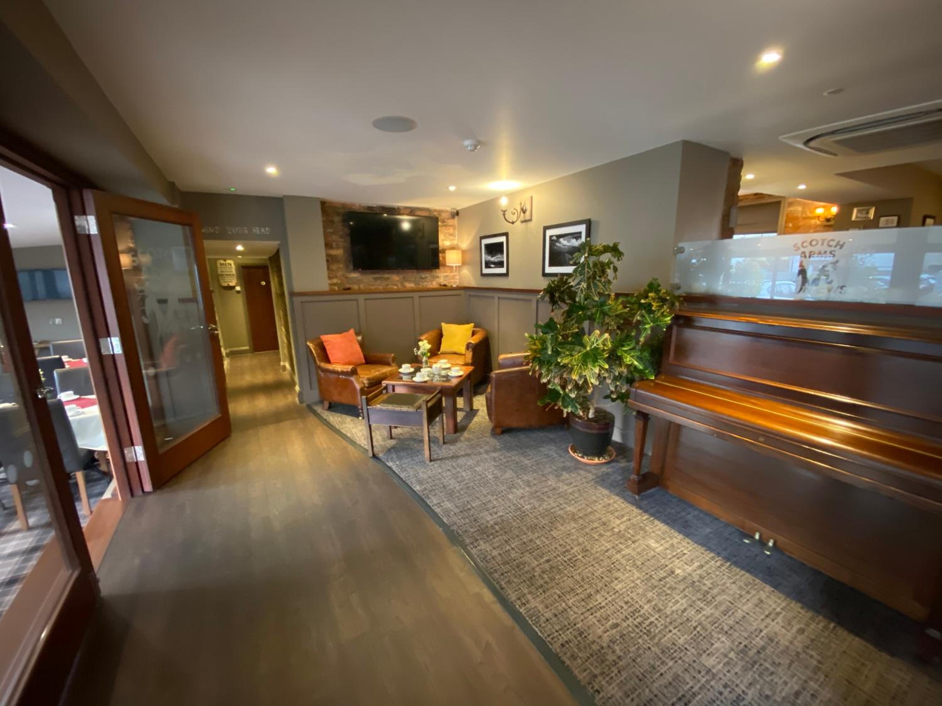 Scotch Arms Mews Bed & Breakfast, Brampton Town Centre, Hadrians Wall