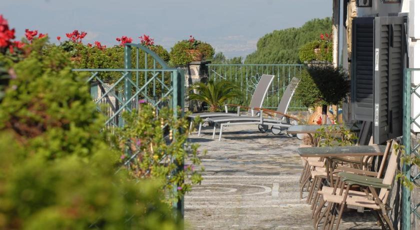 La Dimora le Fumarole Rooms view 4