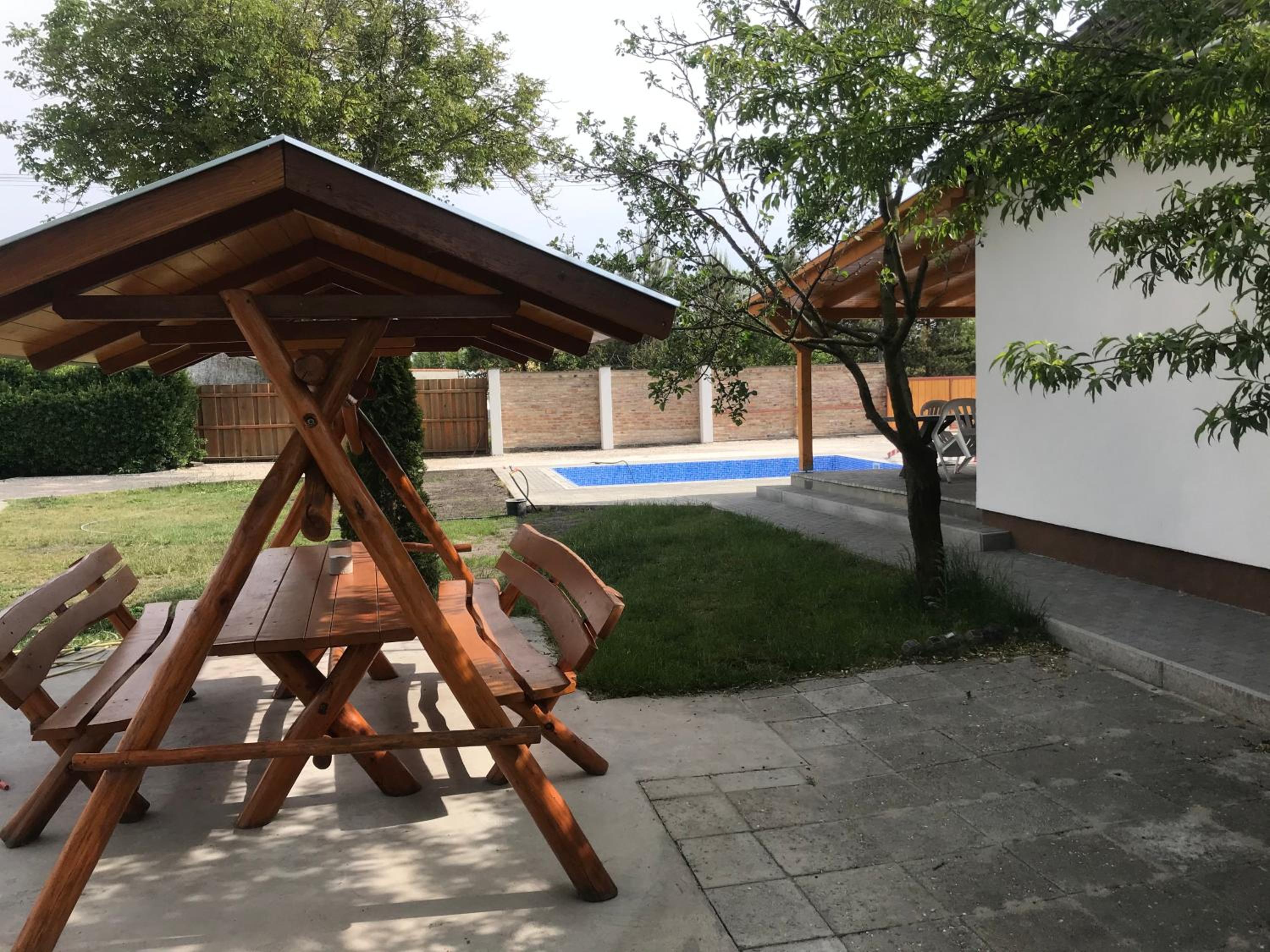 Photo 11