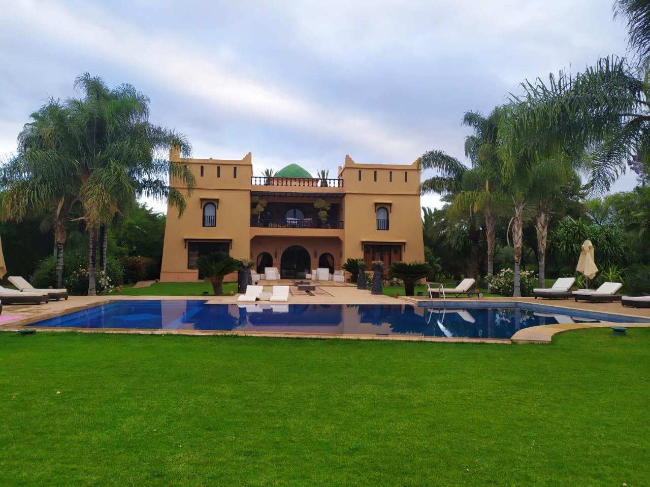 Villa Malika Silvana