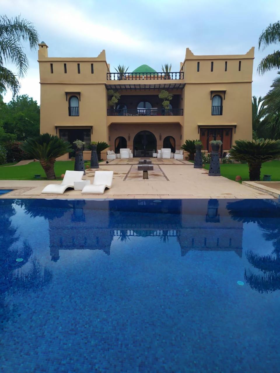 Villa Malika Silvana
