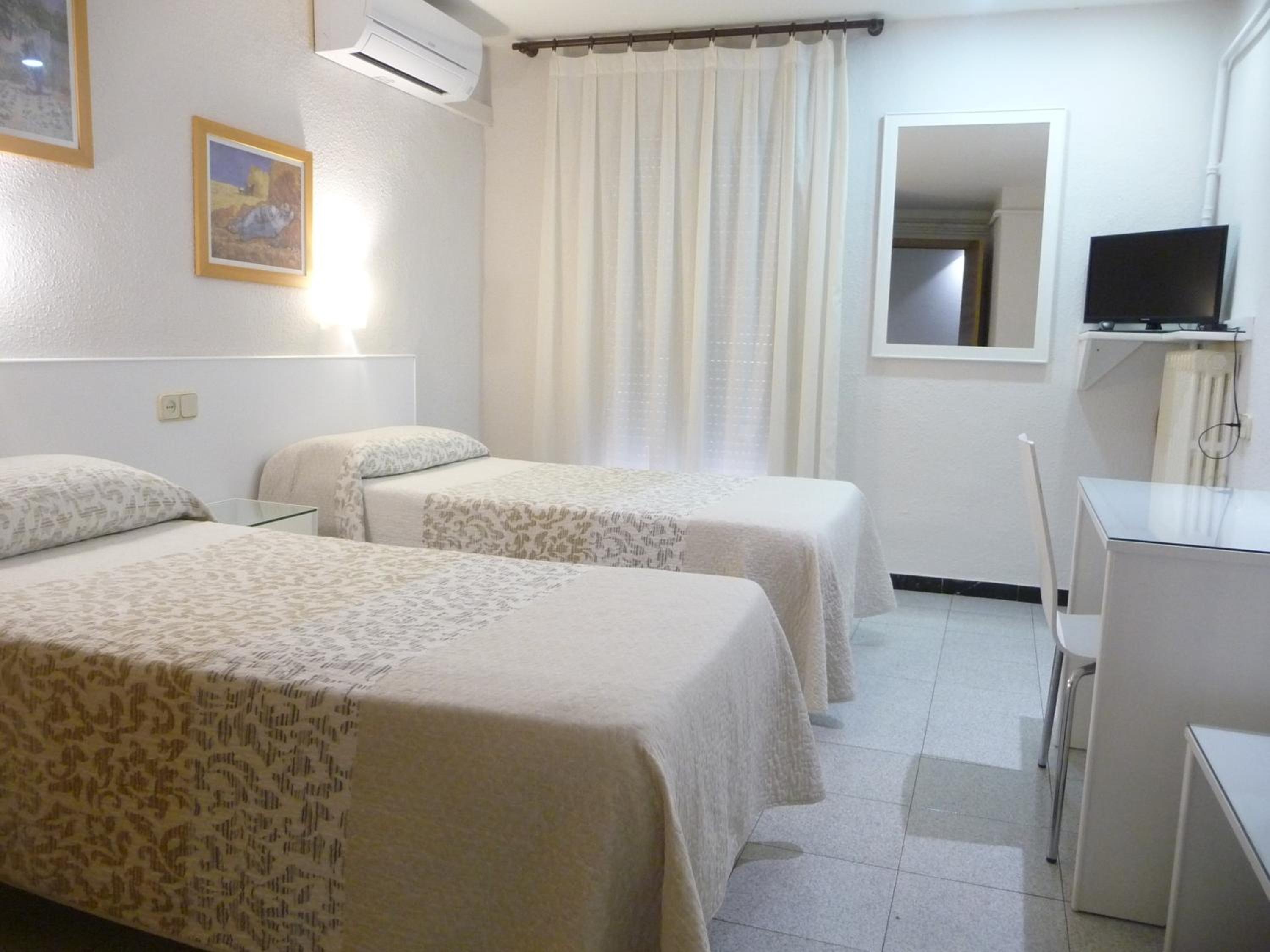 Hotel Goya photo 2