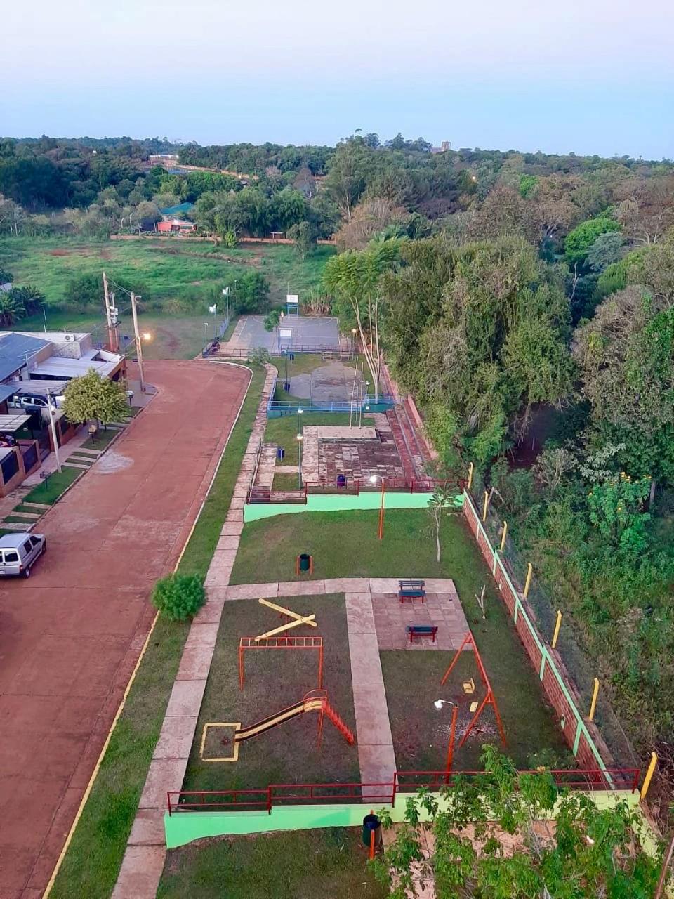 Casa con Garage Puerto Iguazú, zona residencial