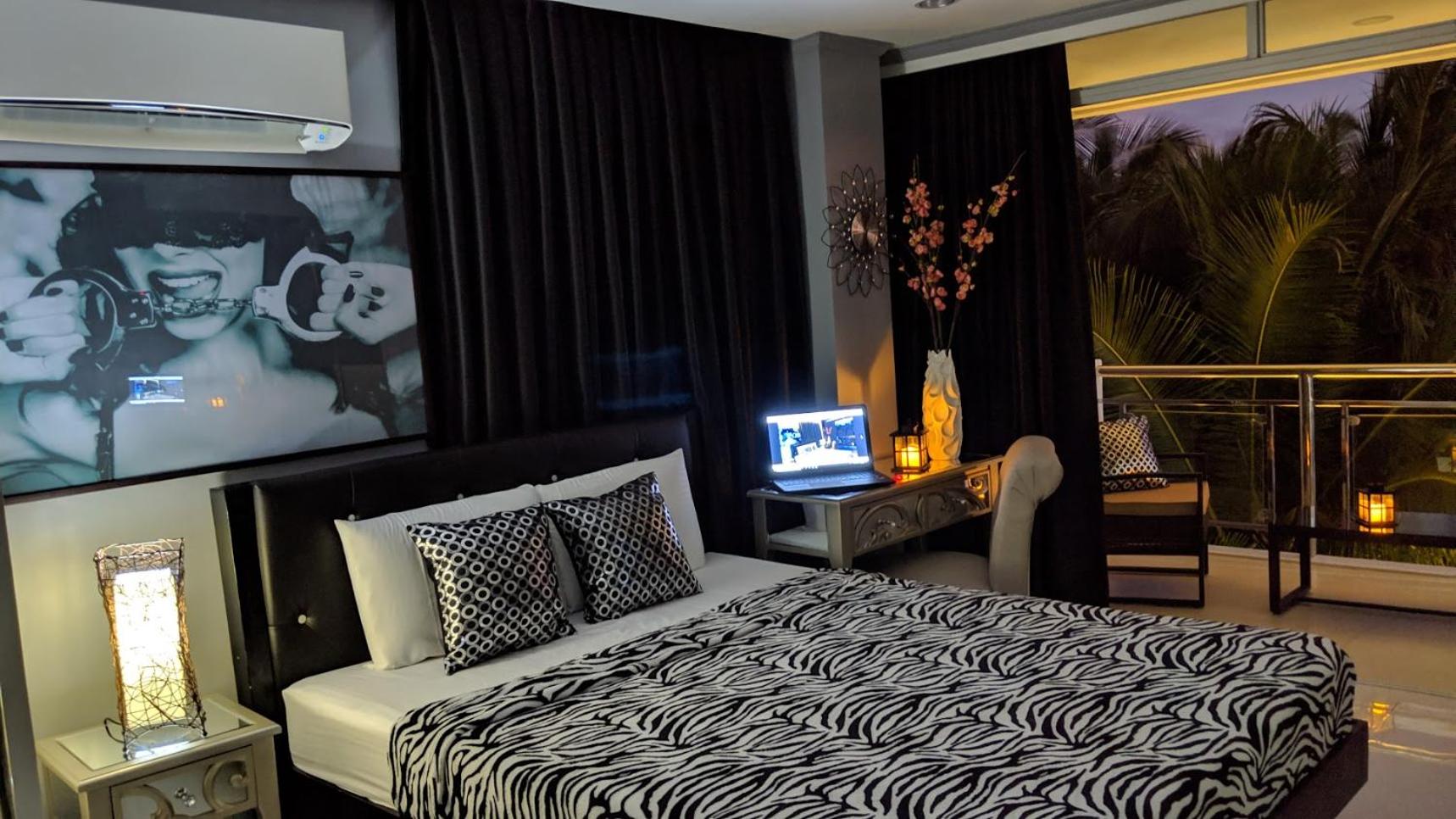 Bohol South Beach Hotel