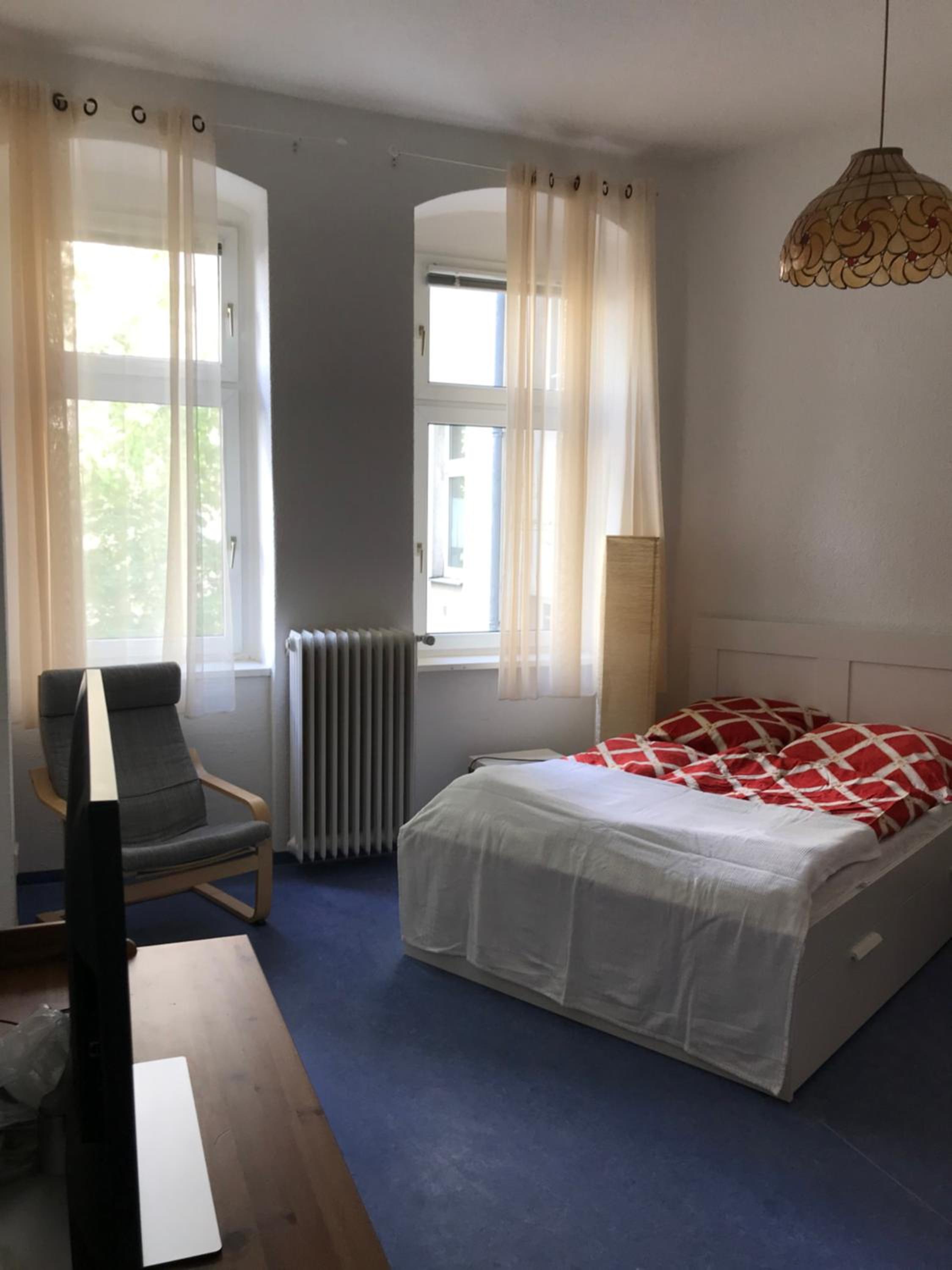 Klein App in Alt - Tegel