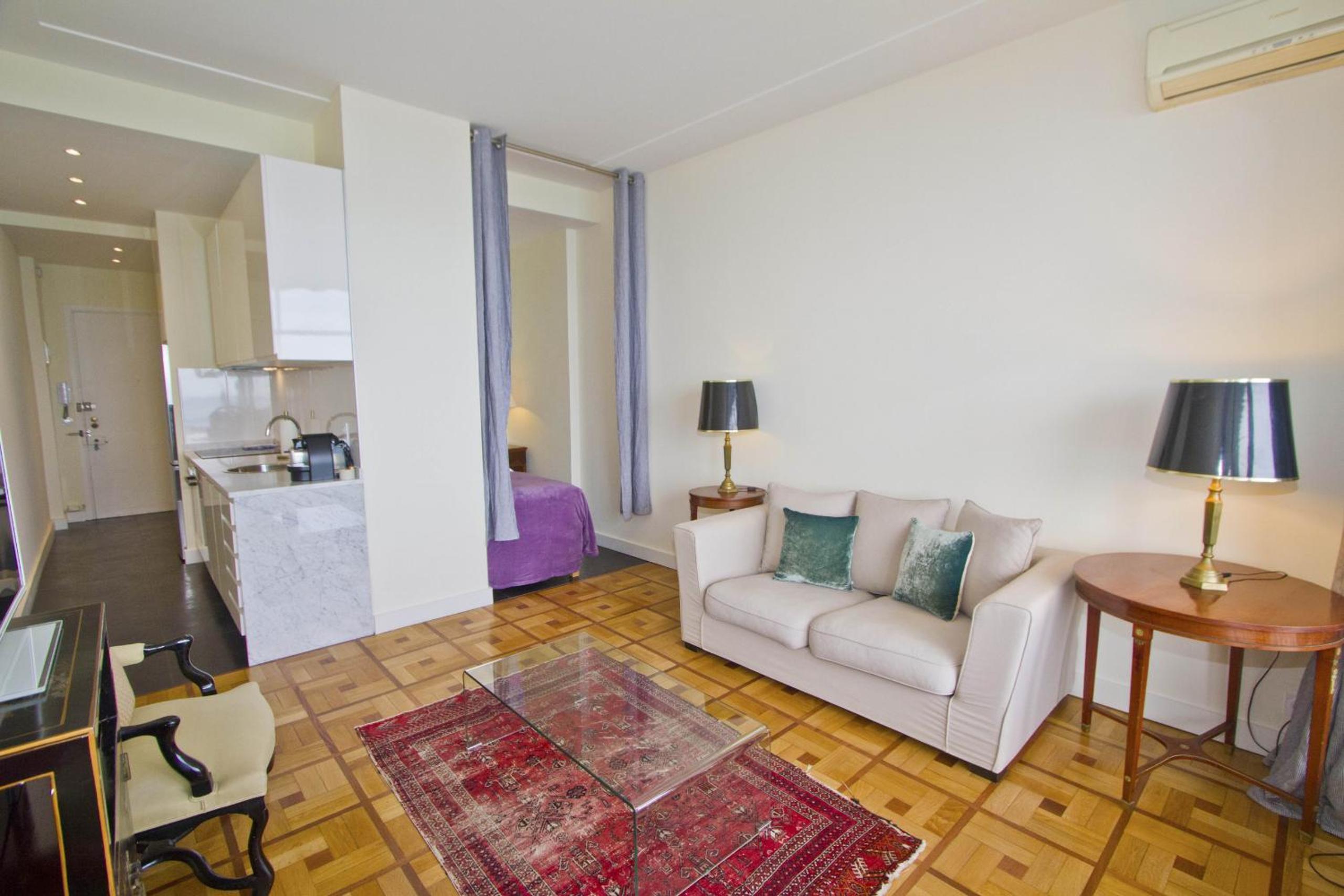 BEACHSIDE SUITE PANORAMIC - PROMENADE HOLIDAY view 4