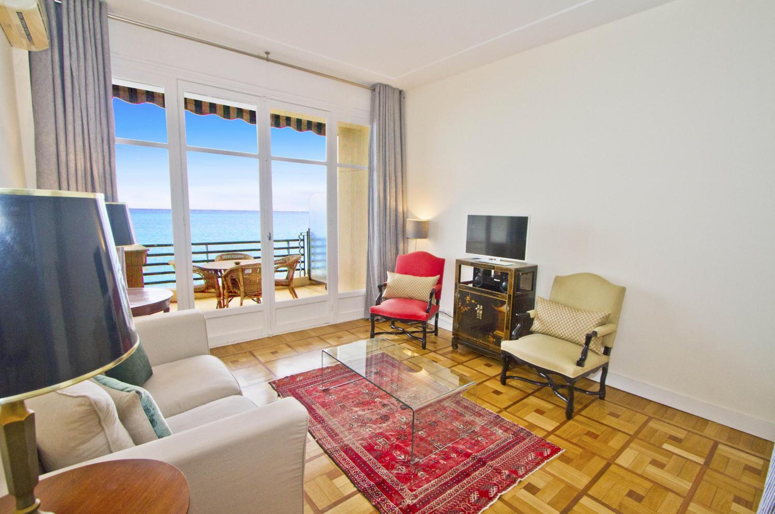 BEACHSIDE SUITE PANORAMIC - PROMENADE HOLIDAY view 5