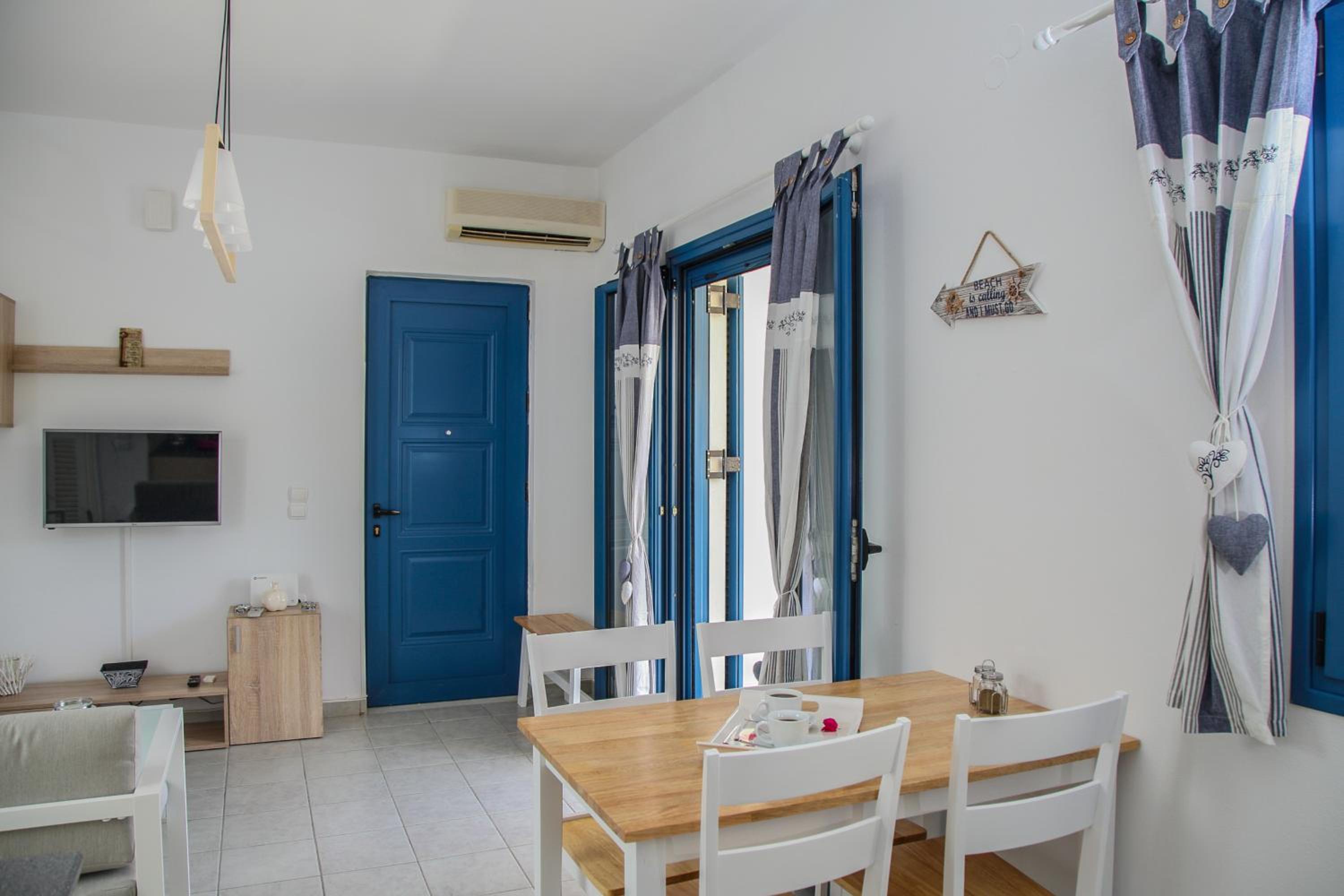 MMM Apartment