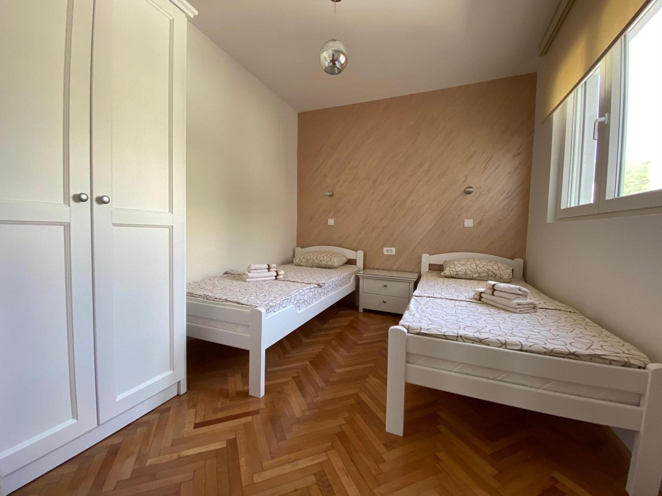 B&T Apartments