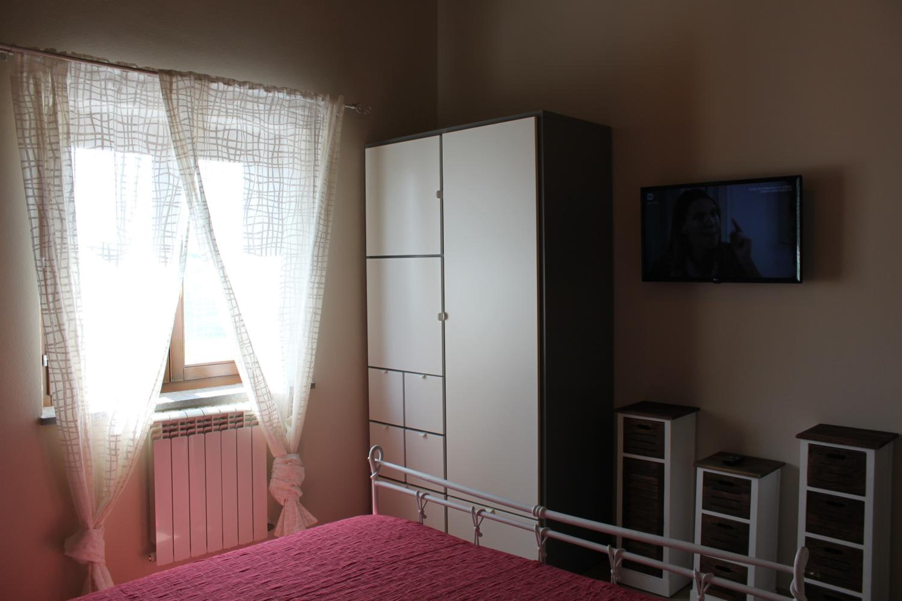 Photo 34