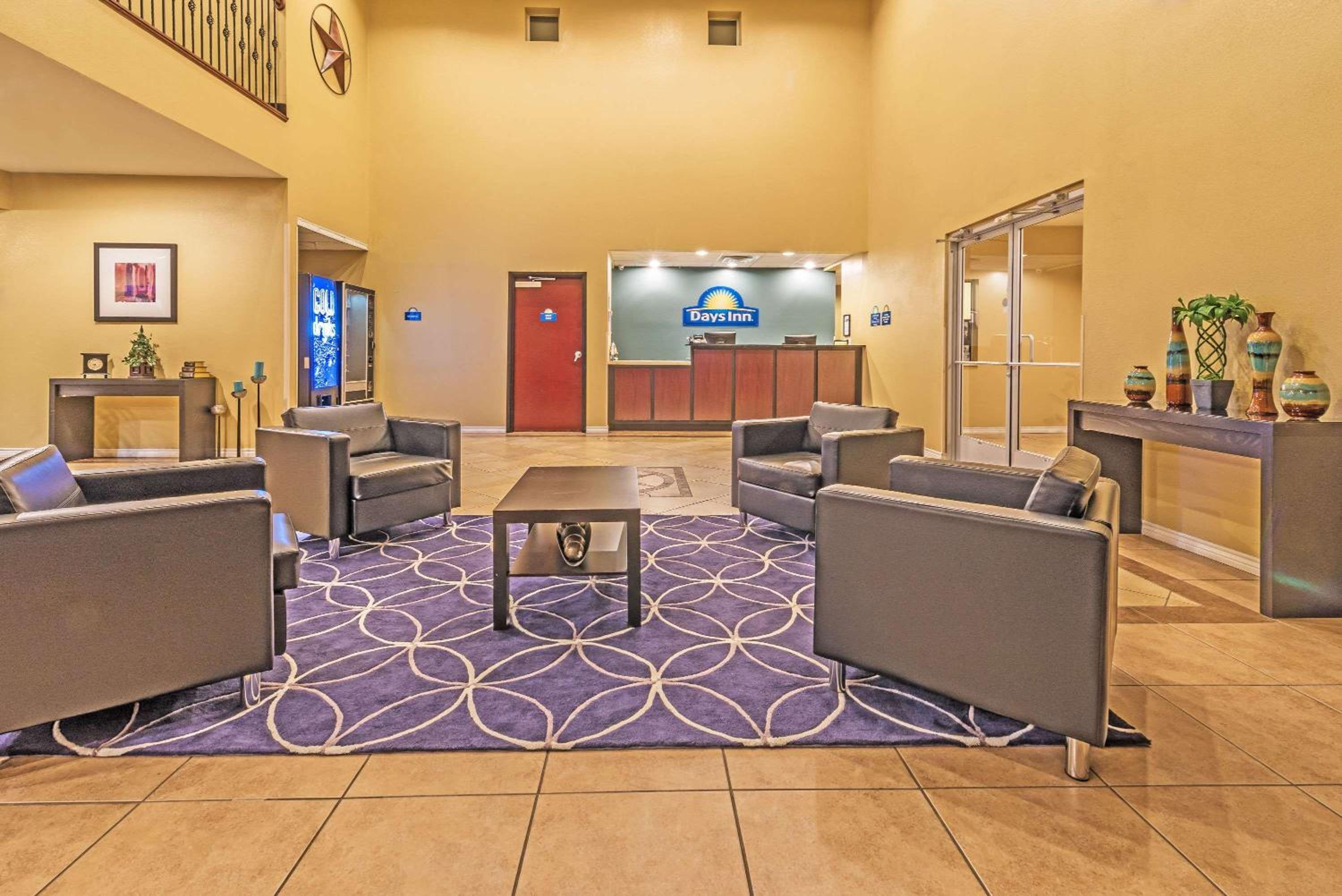 Days Inn by Wyndham Rockdale Texas view 2