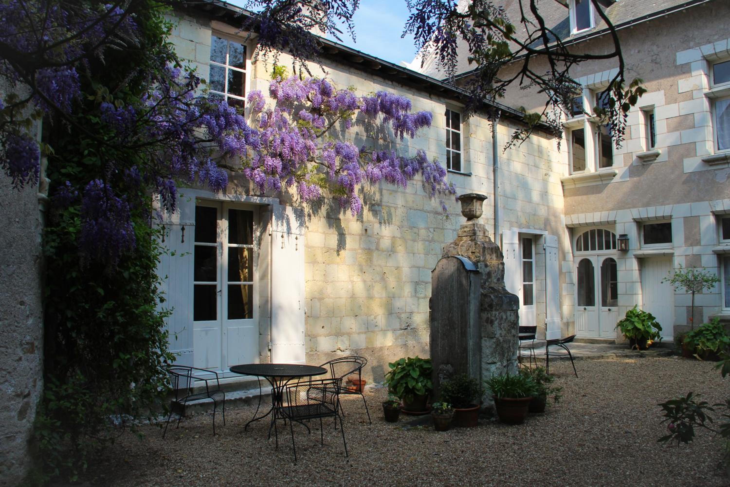 Manoir de Beauregard - Cunault view 2