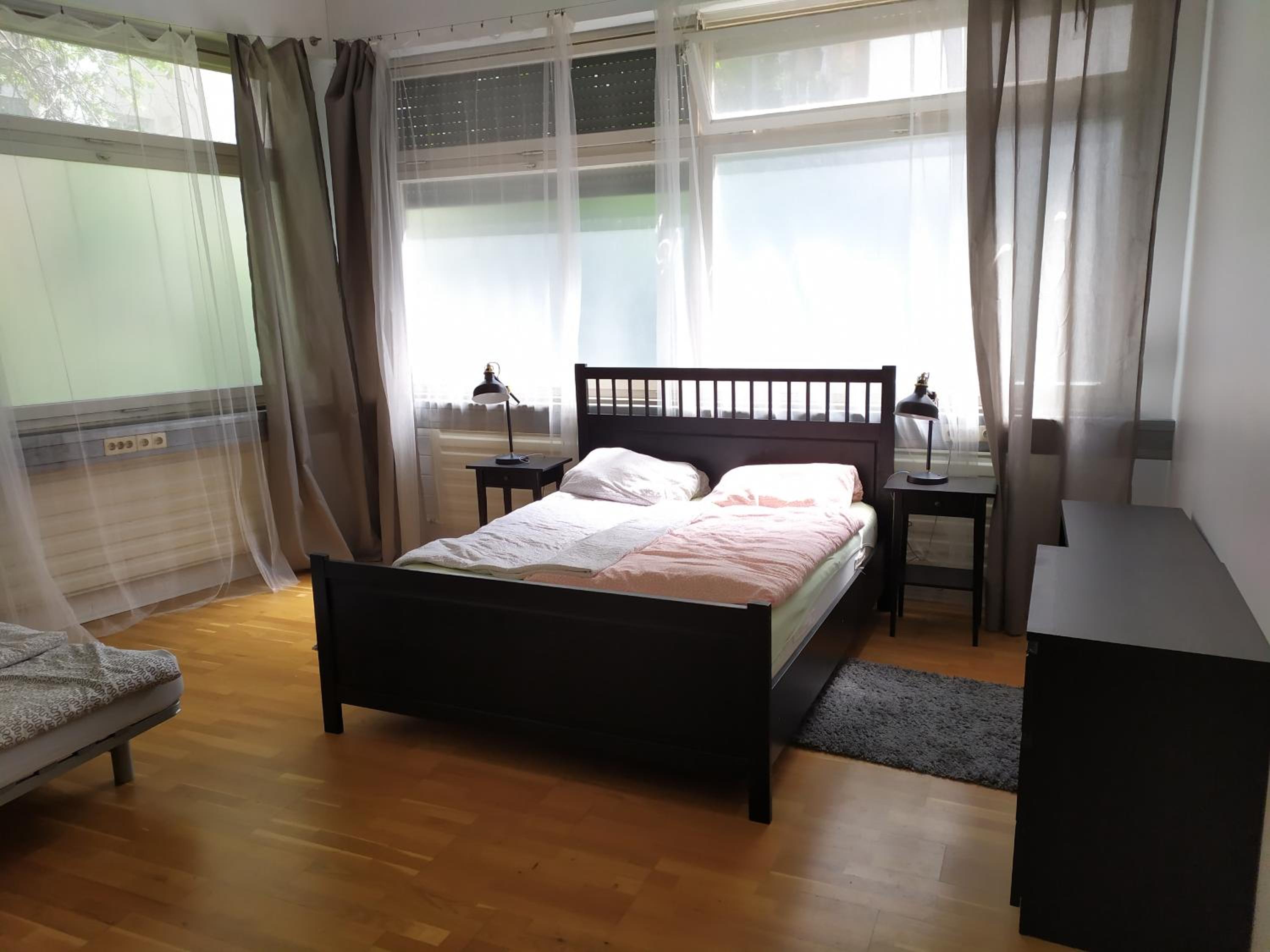Apartment West - Michael en Stuttgart — hotel room
