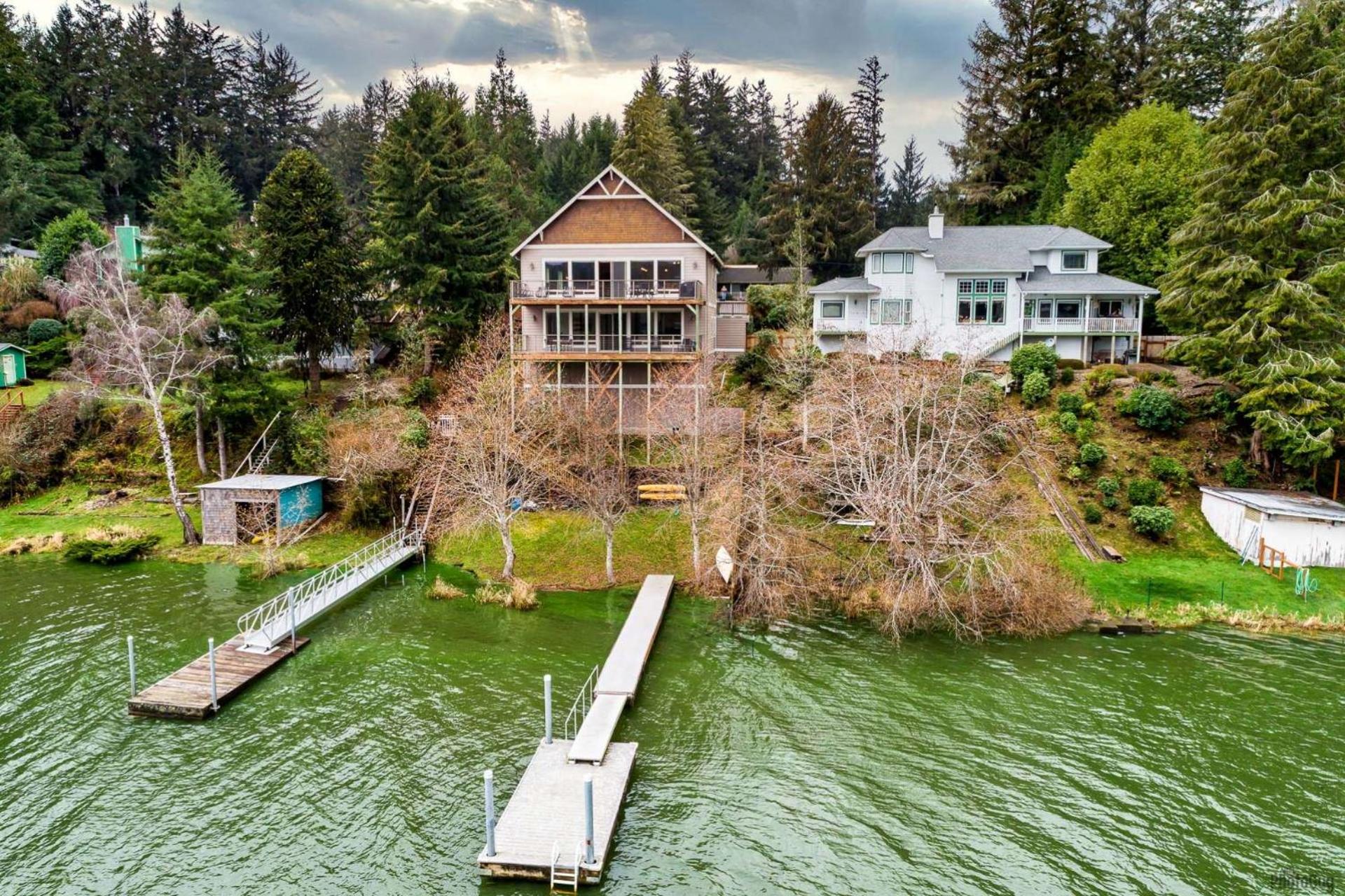Vista Point Lake House