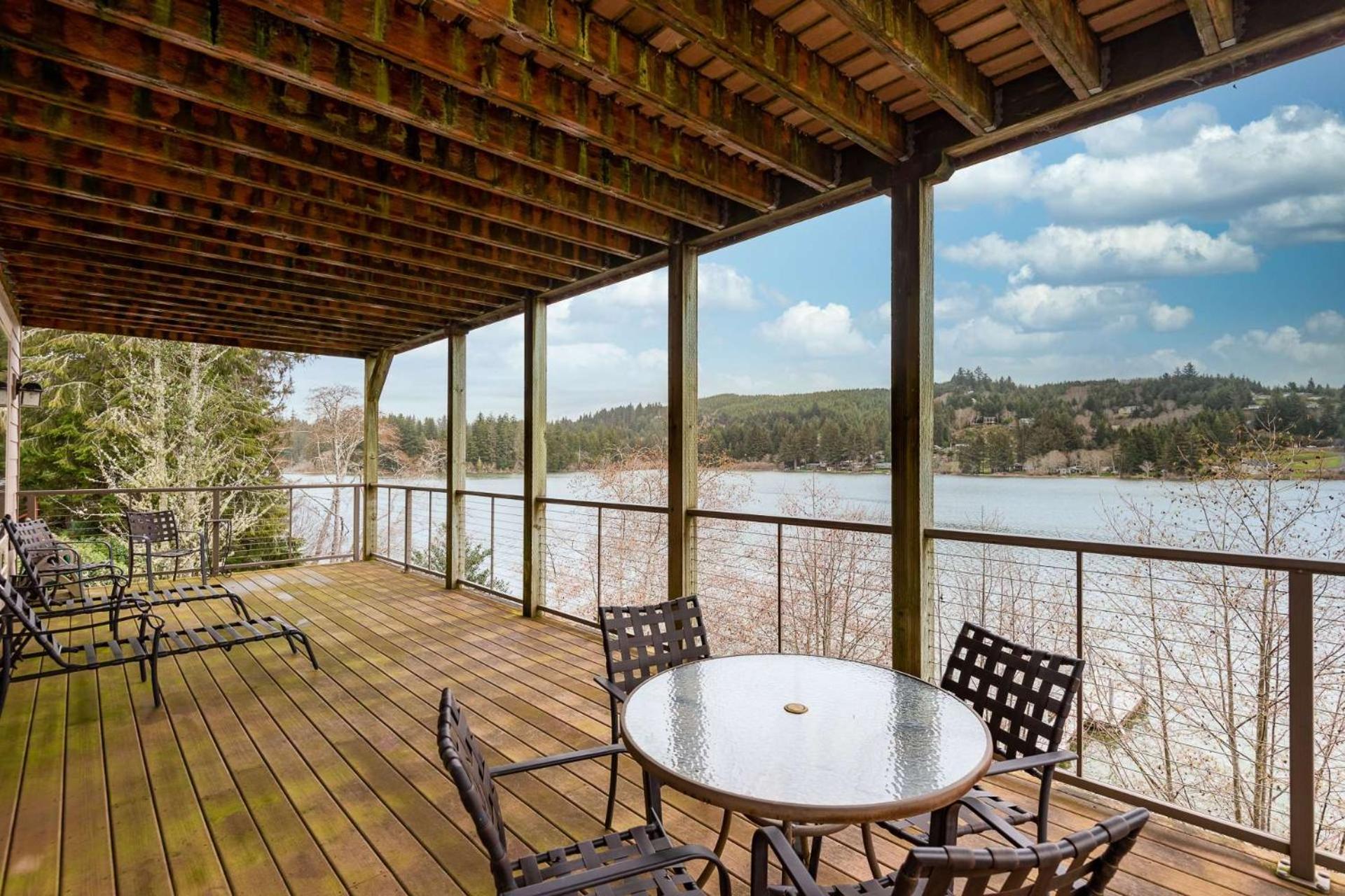 Vista Point Lake House