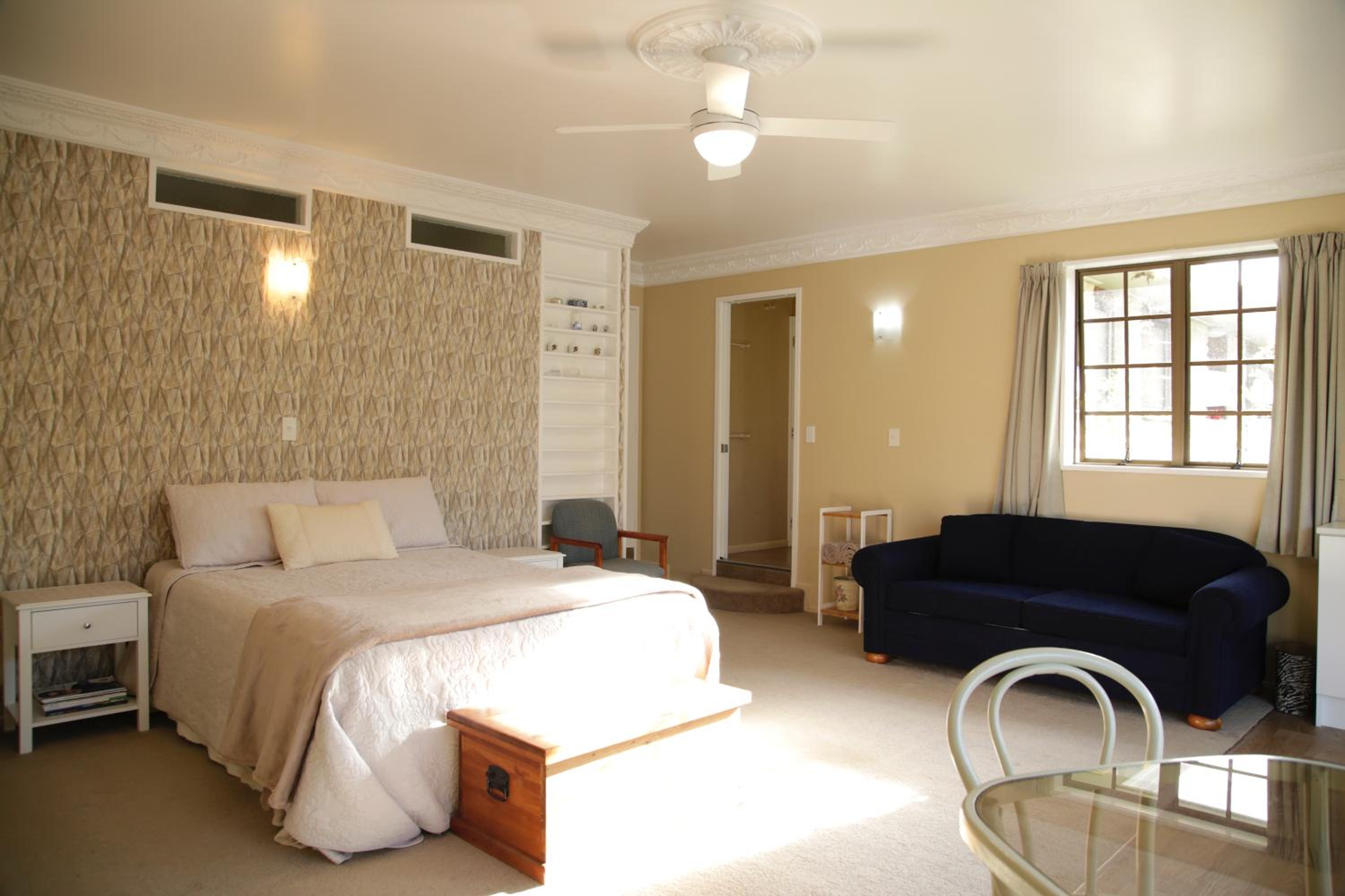 Somersal Bed & Breakfast view 3