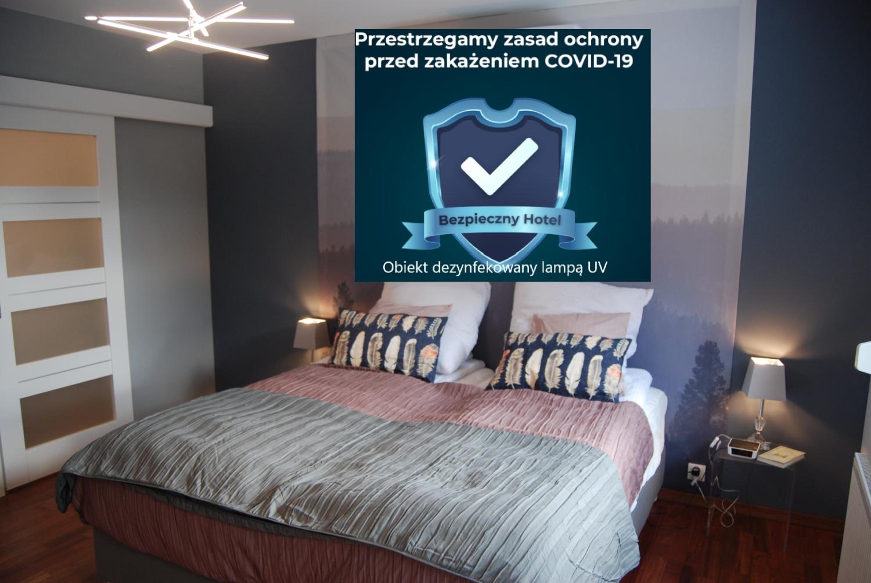 Hotel 4 All Apart Hotel