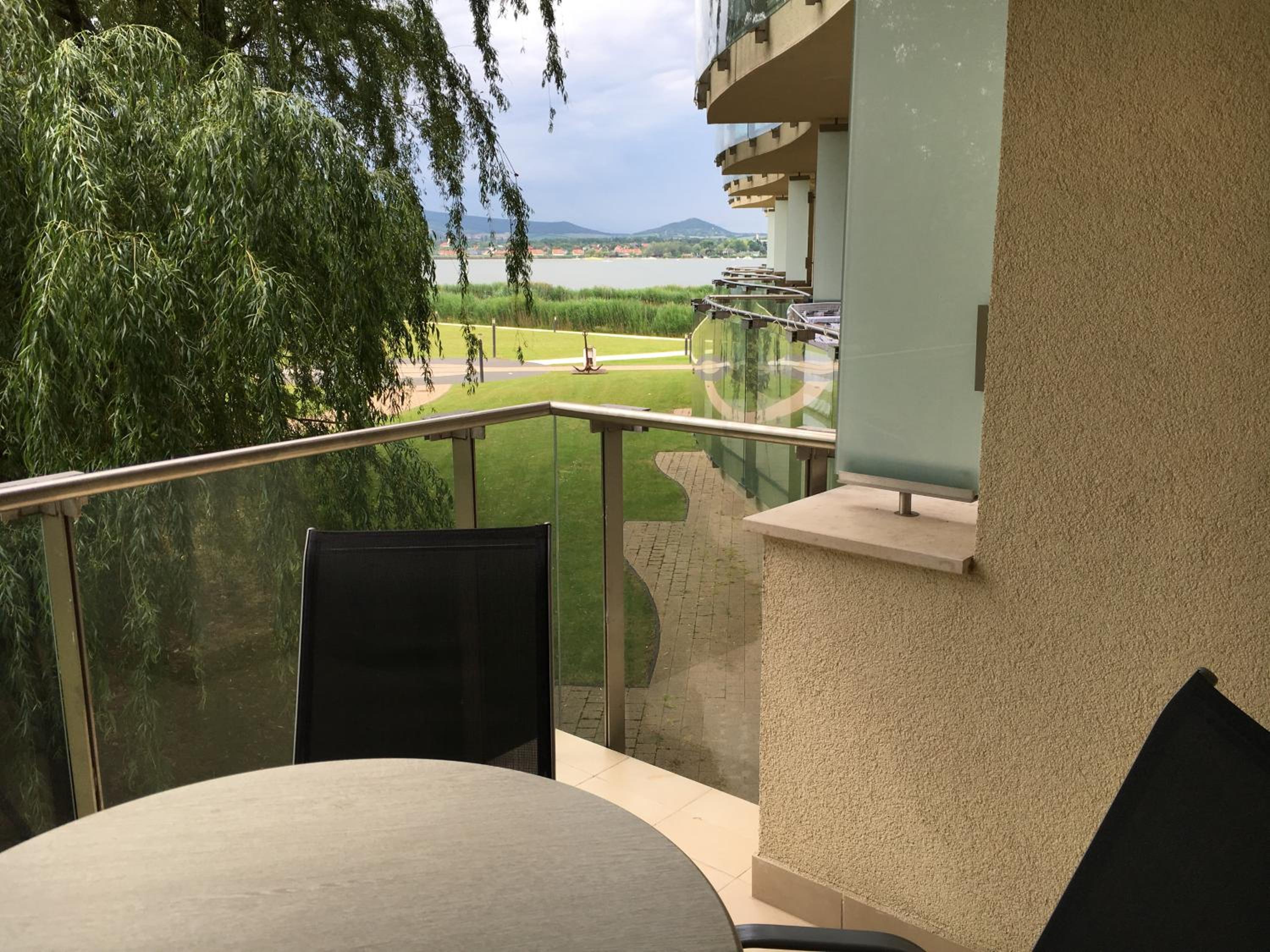 Aqua Apartman Superior view 3