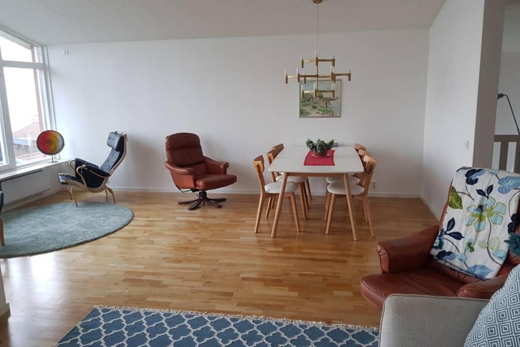 Modern villa i Arild med spektakulär havsutsikt. view 3
