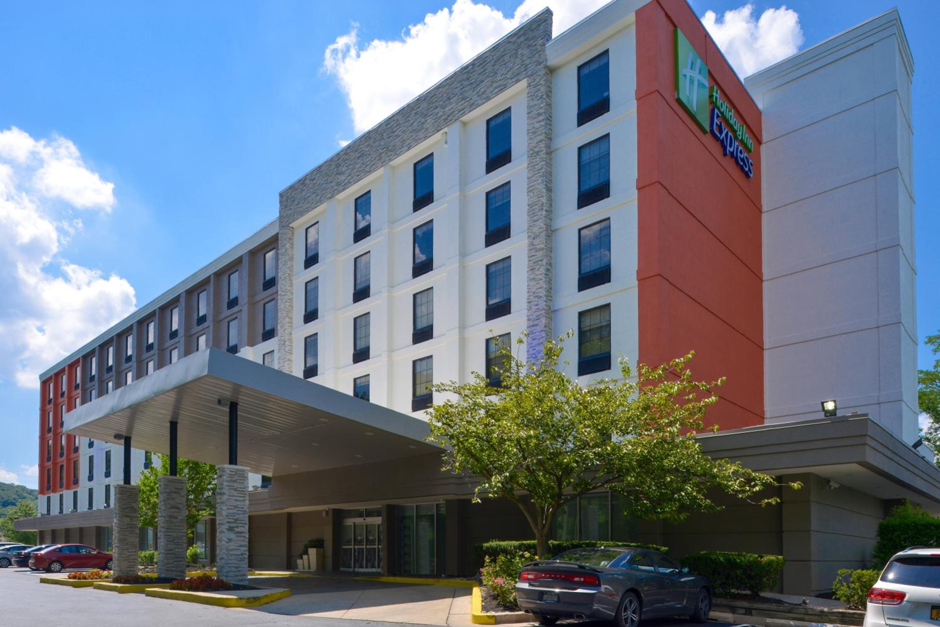 Hotel Holiday Inn Express Towson- Baltimore North, an IHG Hotel - Image 1