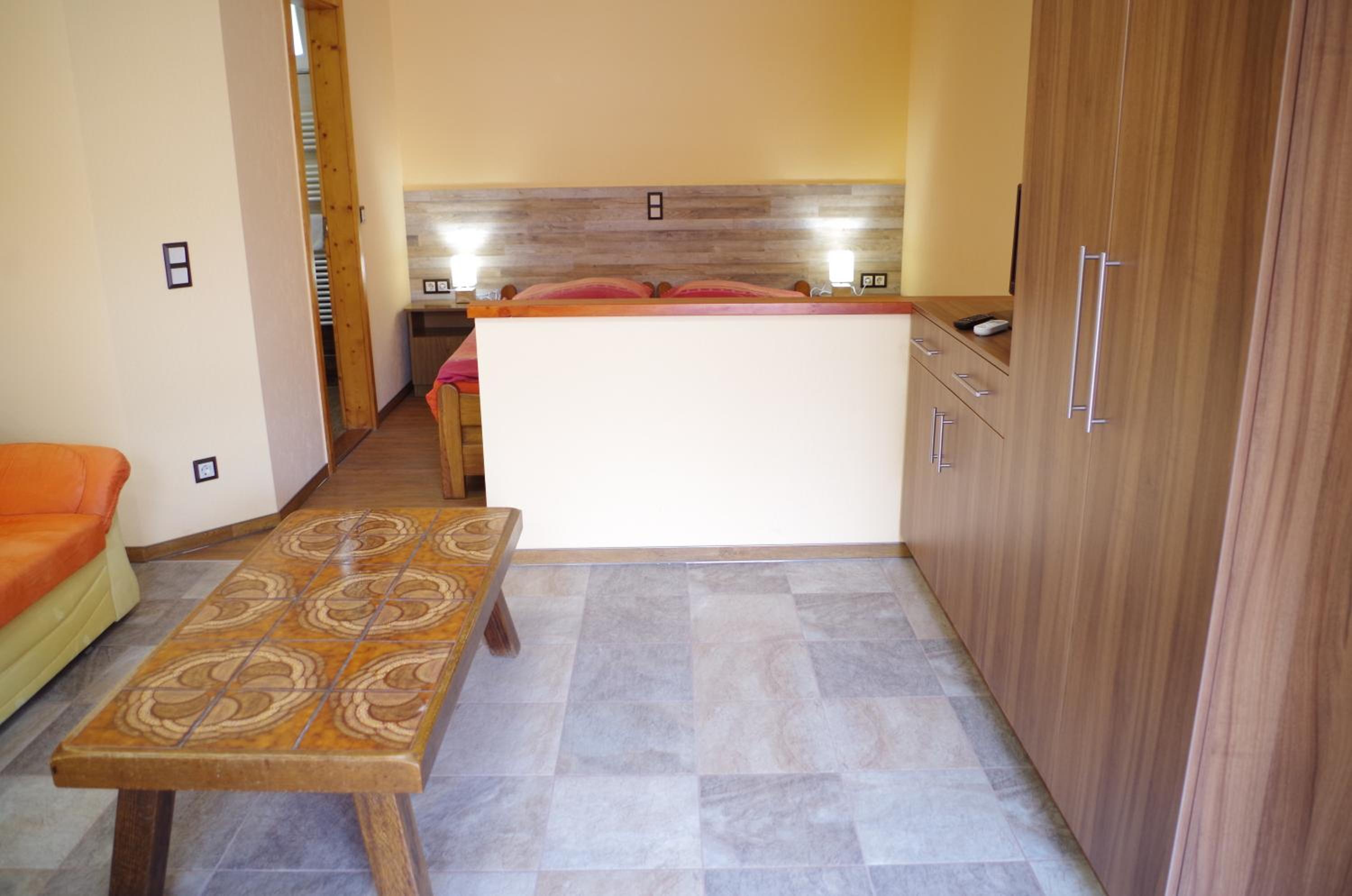 Aranyhal Apartman